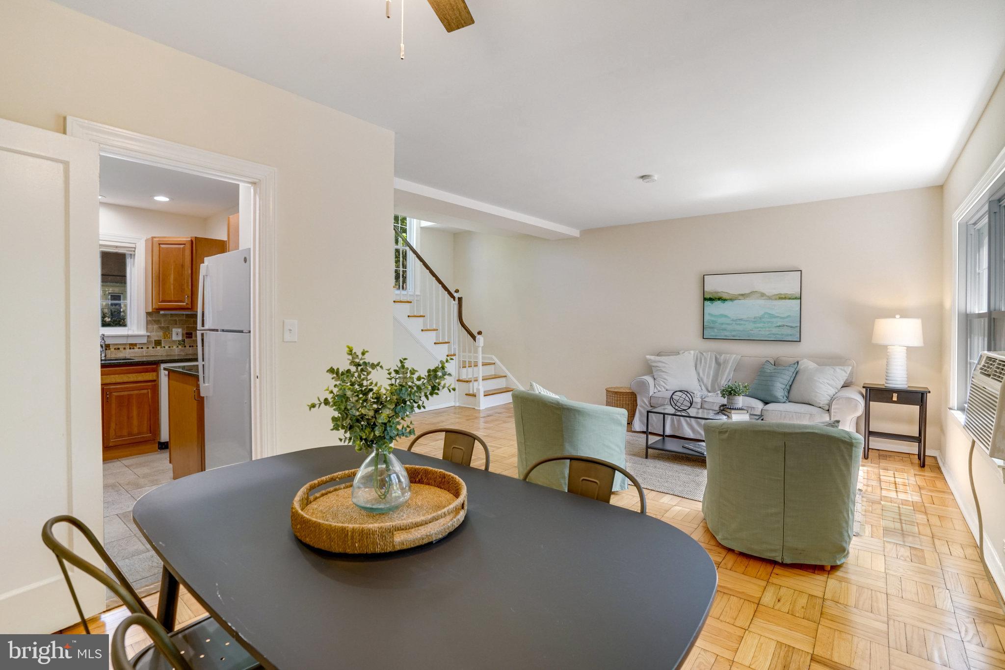 3736 GUNSTON ROAD
