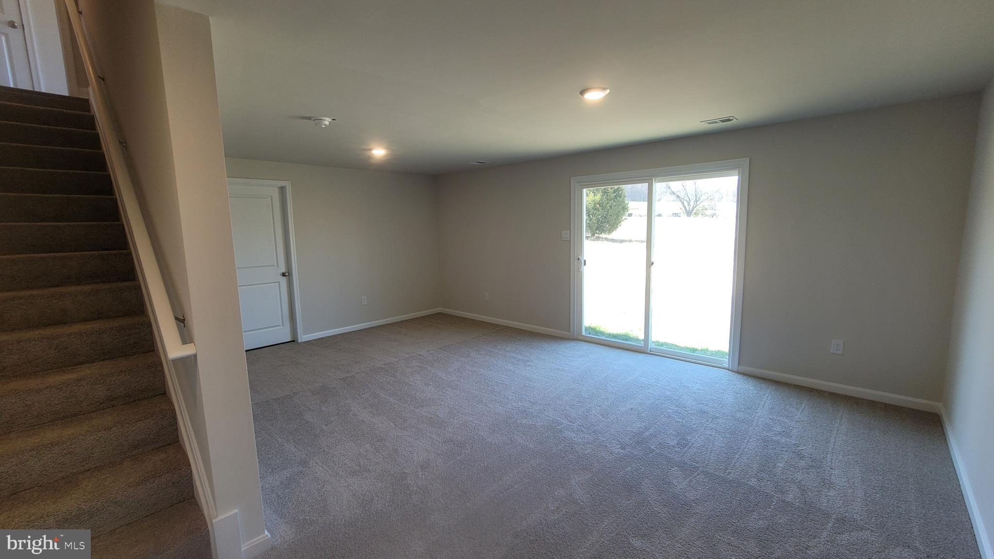 HIGH POINTE AT ROJEN FARMS - Residential