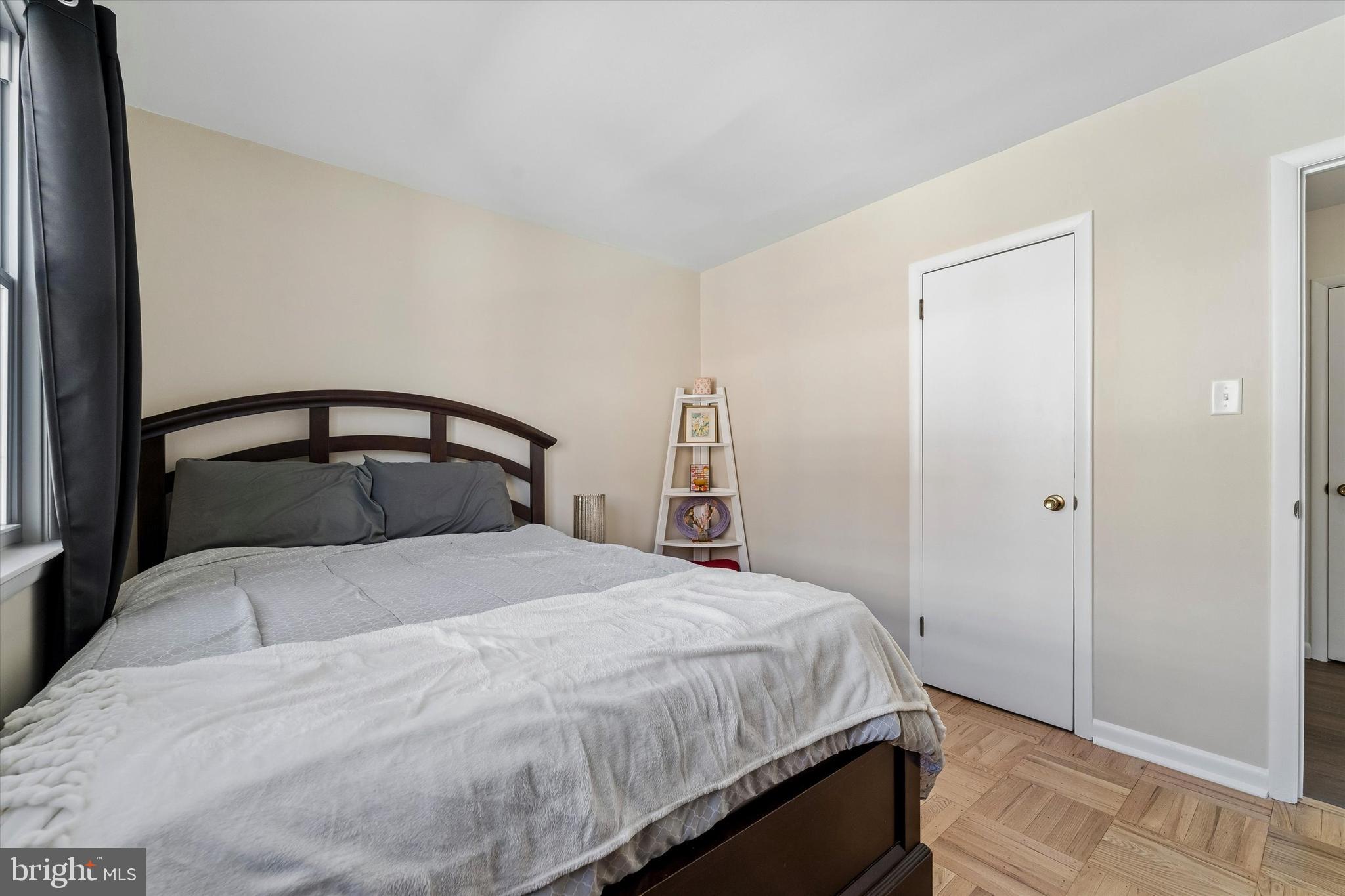 CHATHAM PARK - Residential