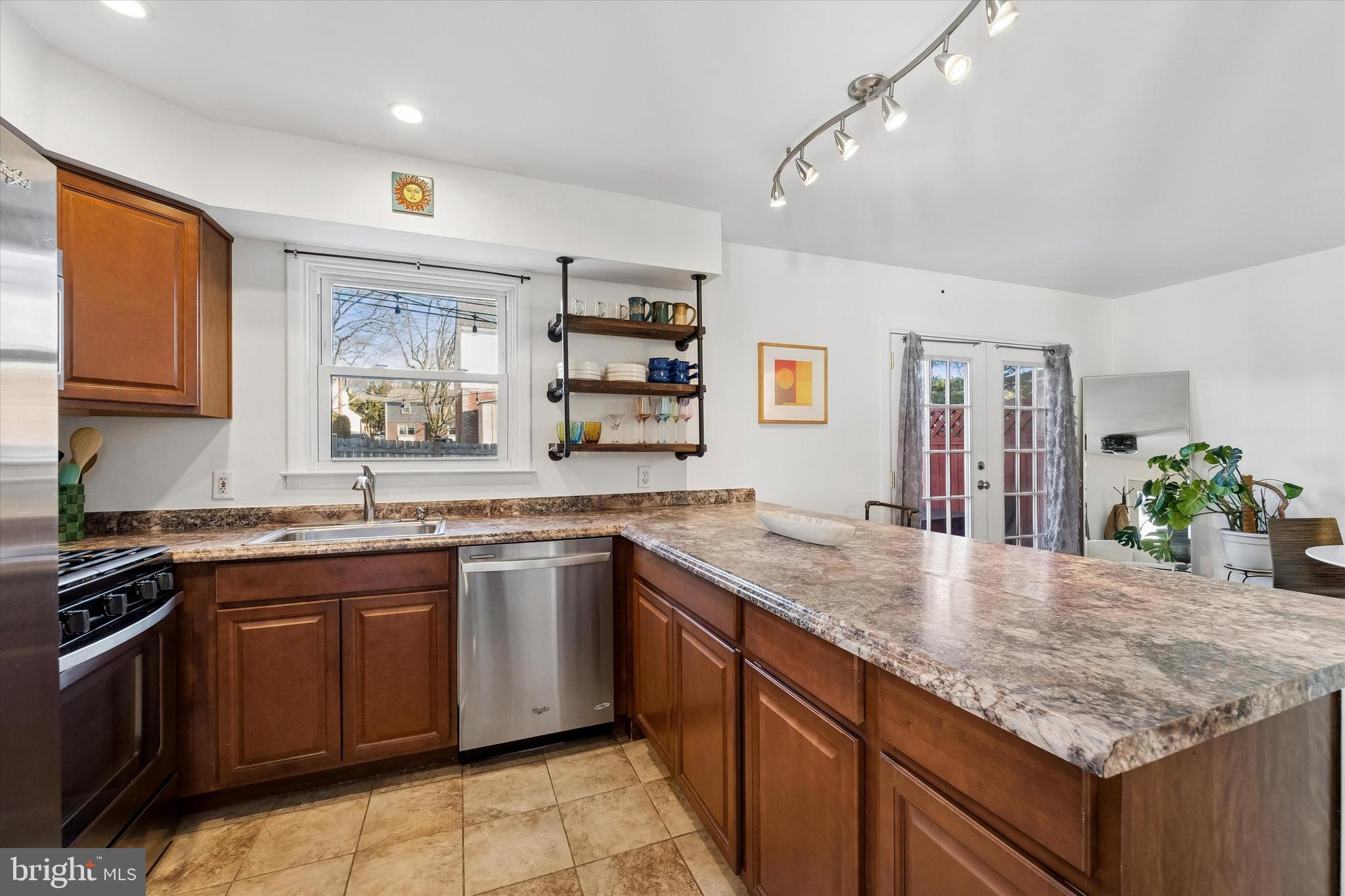 CHATHAM PARK - Residential