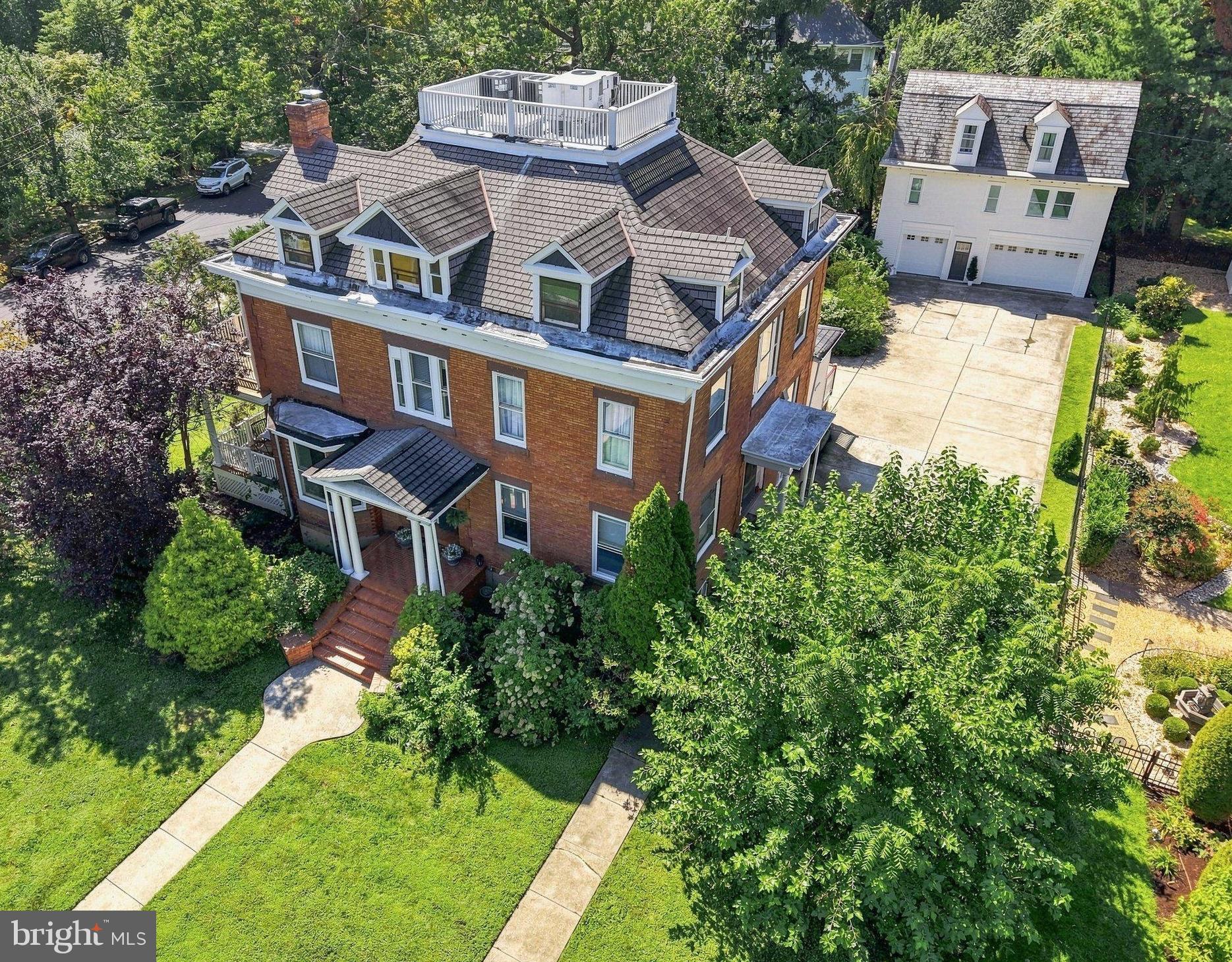 428 W BROWNING