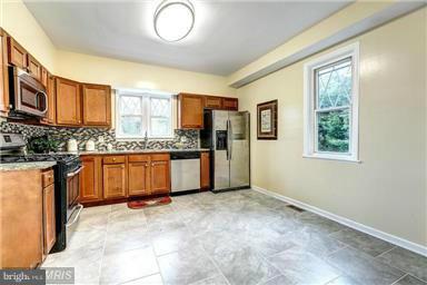 BELAIR-EDISON - Residential Lease