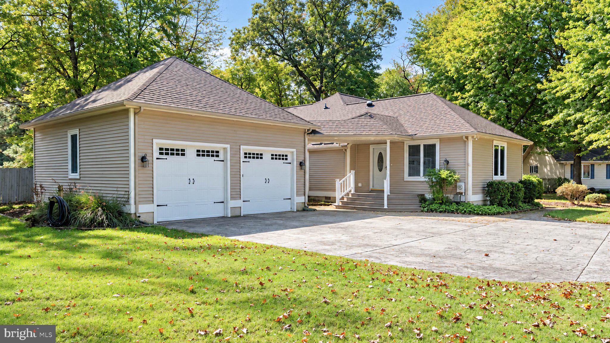 211 WOODLANDS COURT