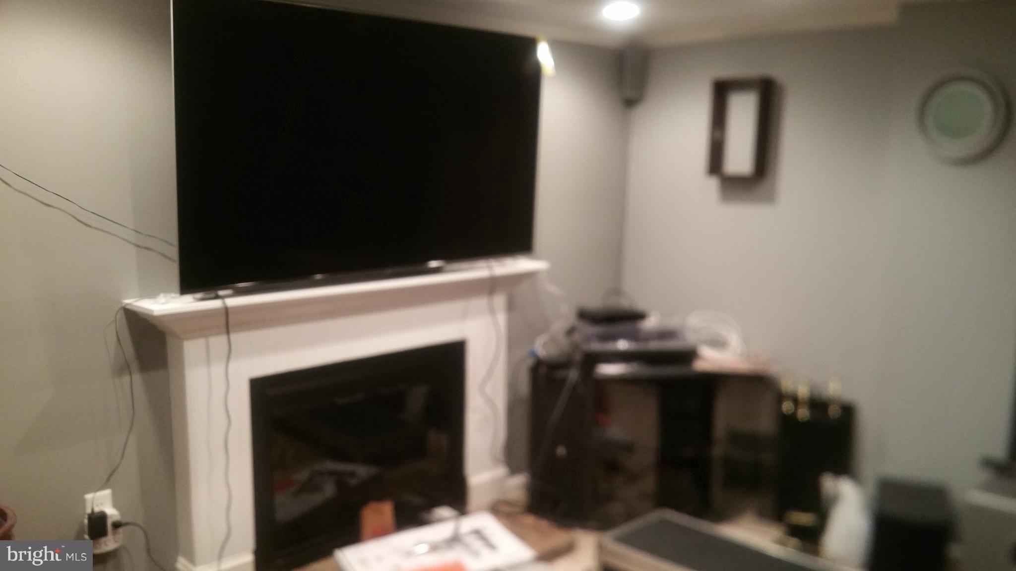 DALE CITY - Residential Lease