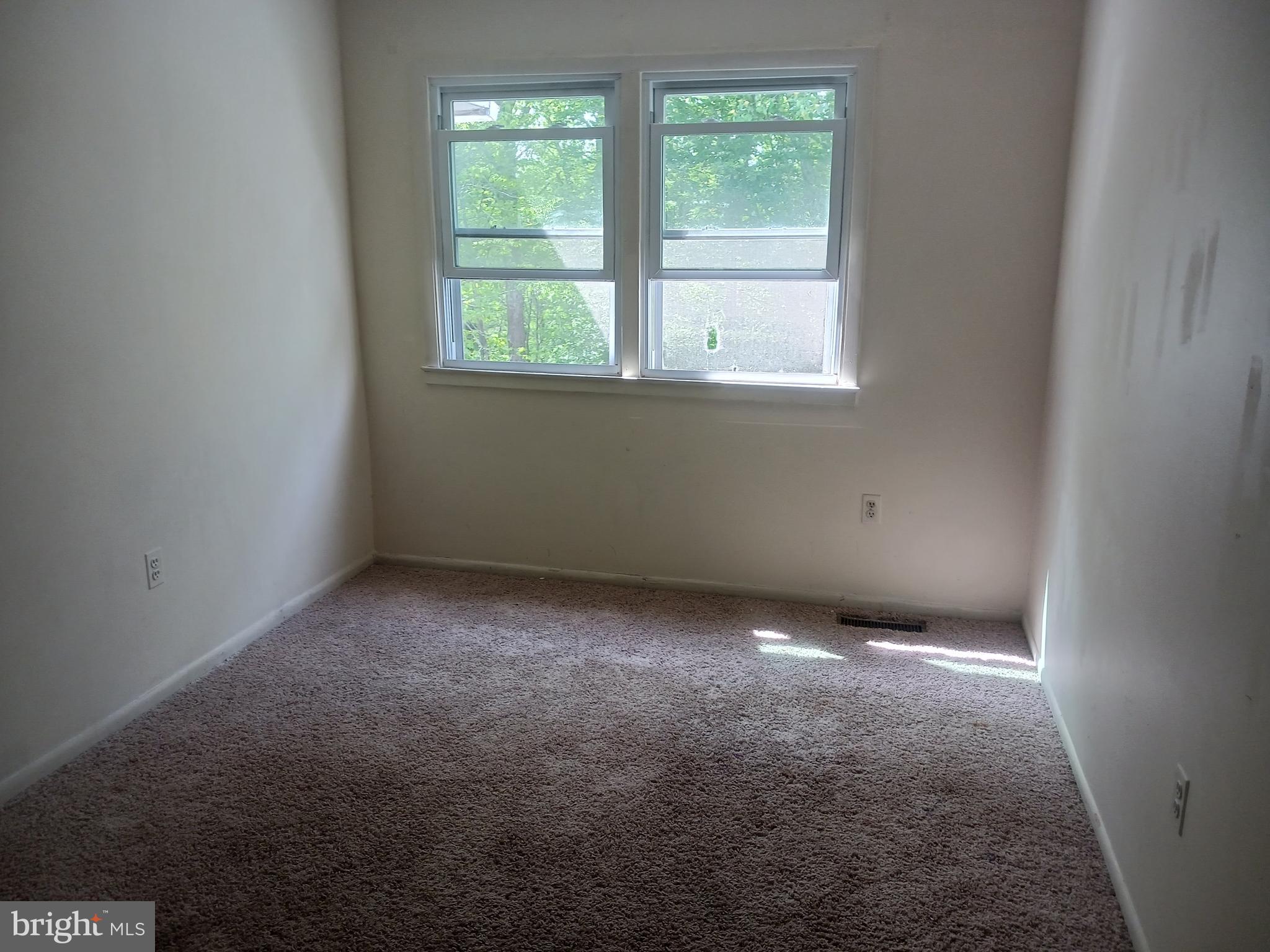 DALE CITY - Residential Lease