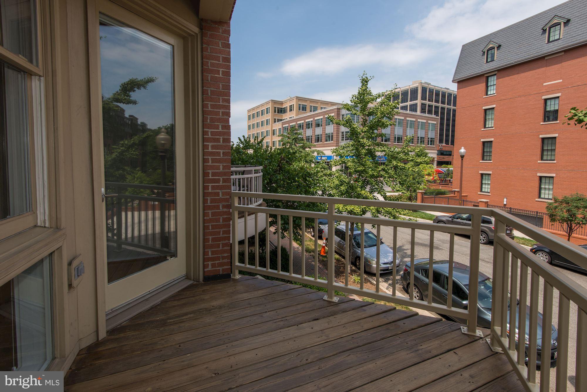 BROMPTONS - Residential