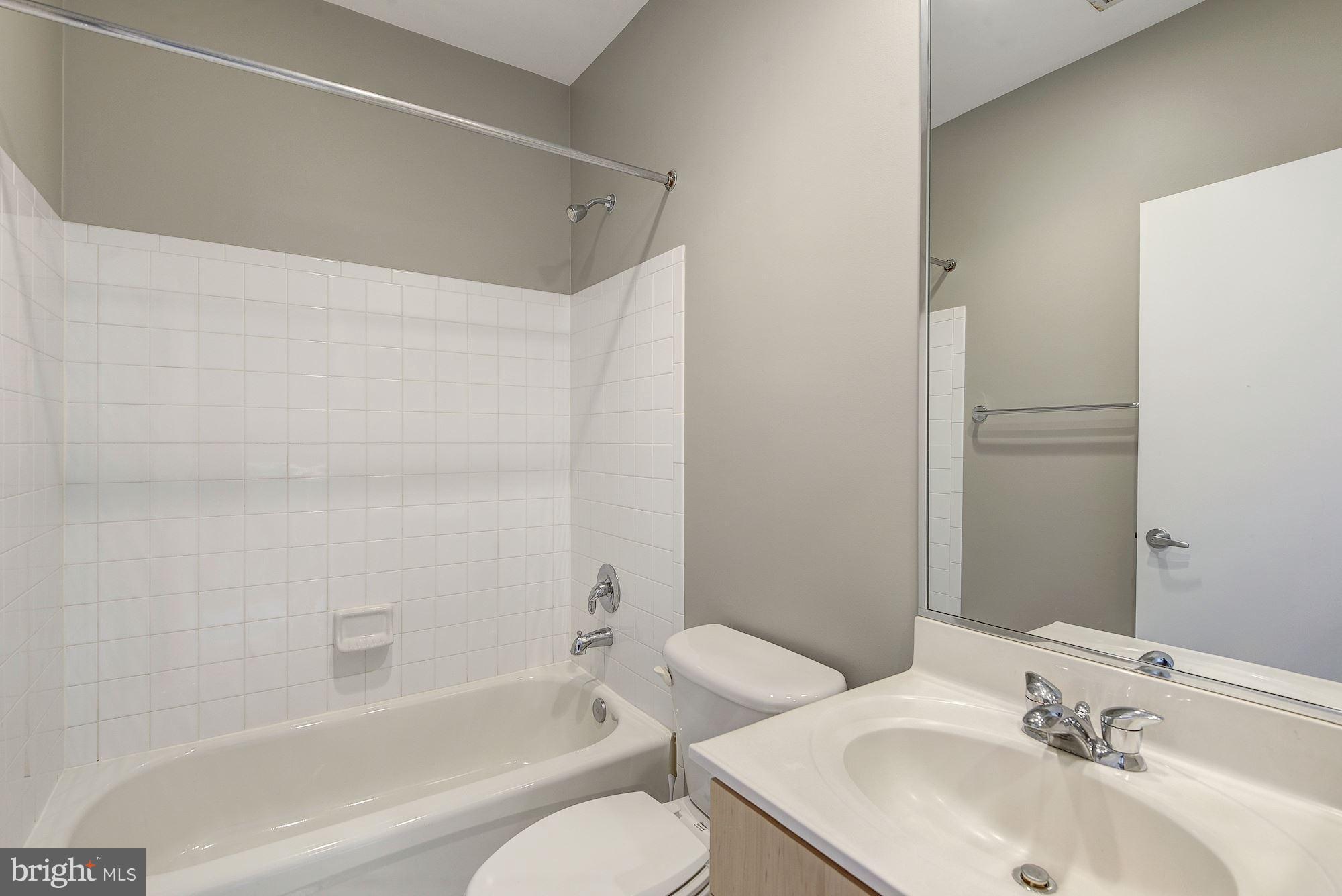 BROMPTONS - Residential