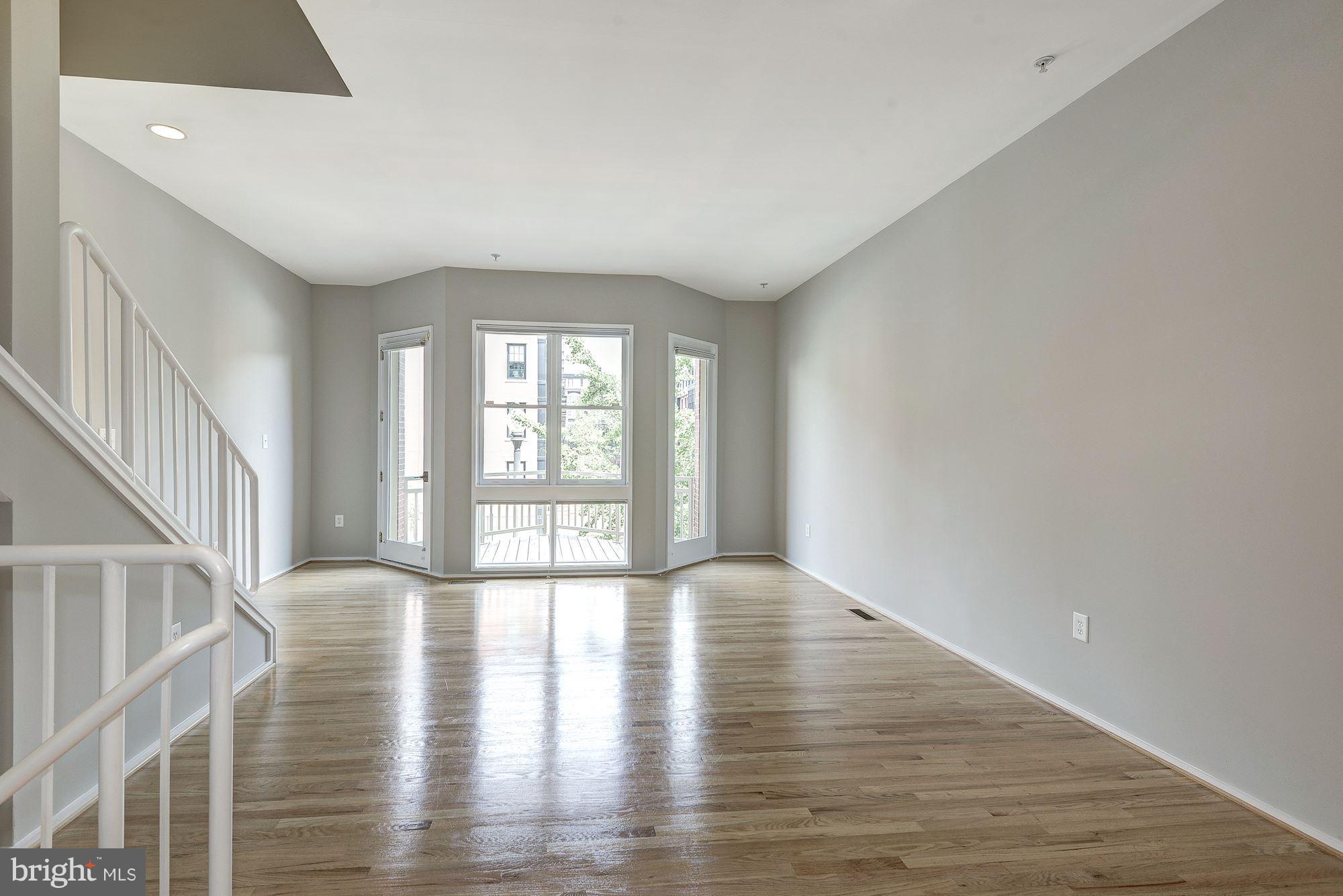 BROMPTONS - Residential