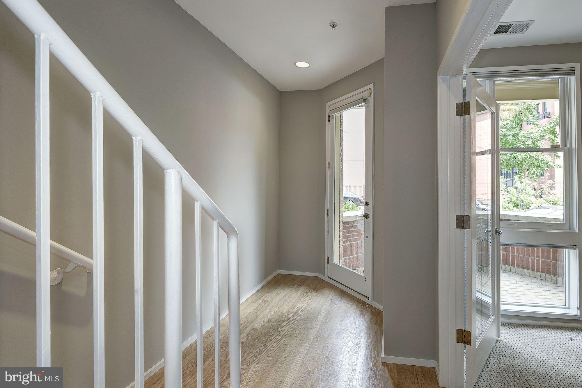 BROMPTONS - Residential