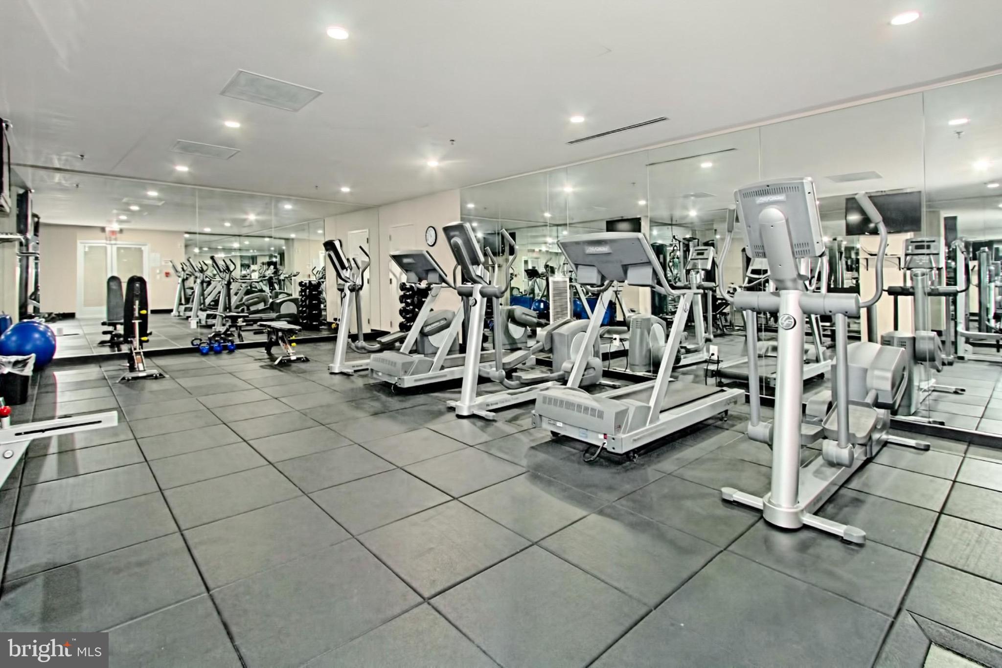 SPECTRUM CONDO - Residential