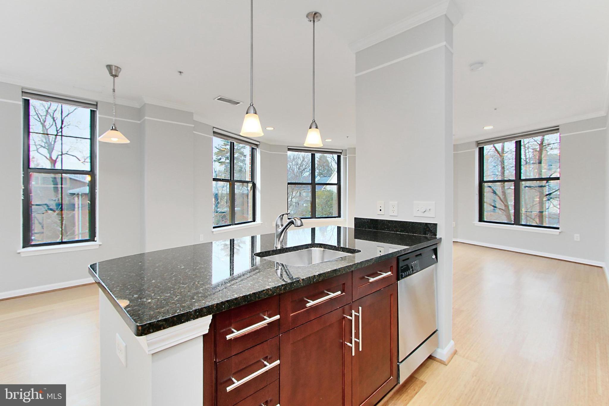 SPECTRUM CONDO - Residential