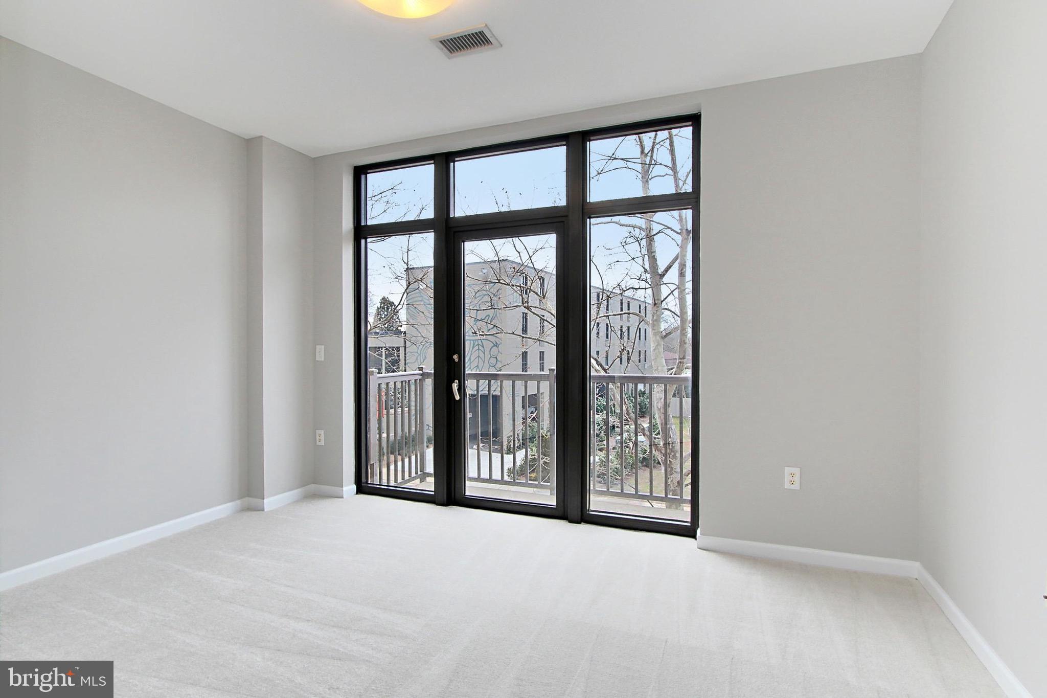 SPECTRUM CONDO - Residential