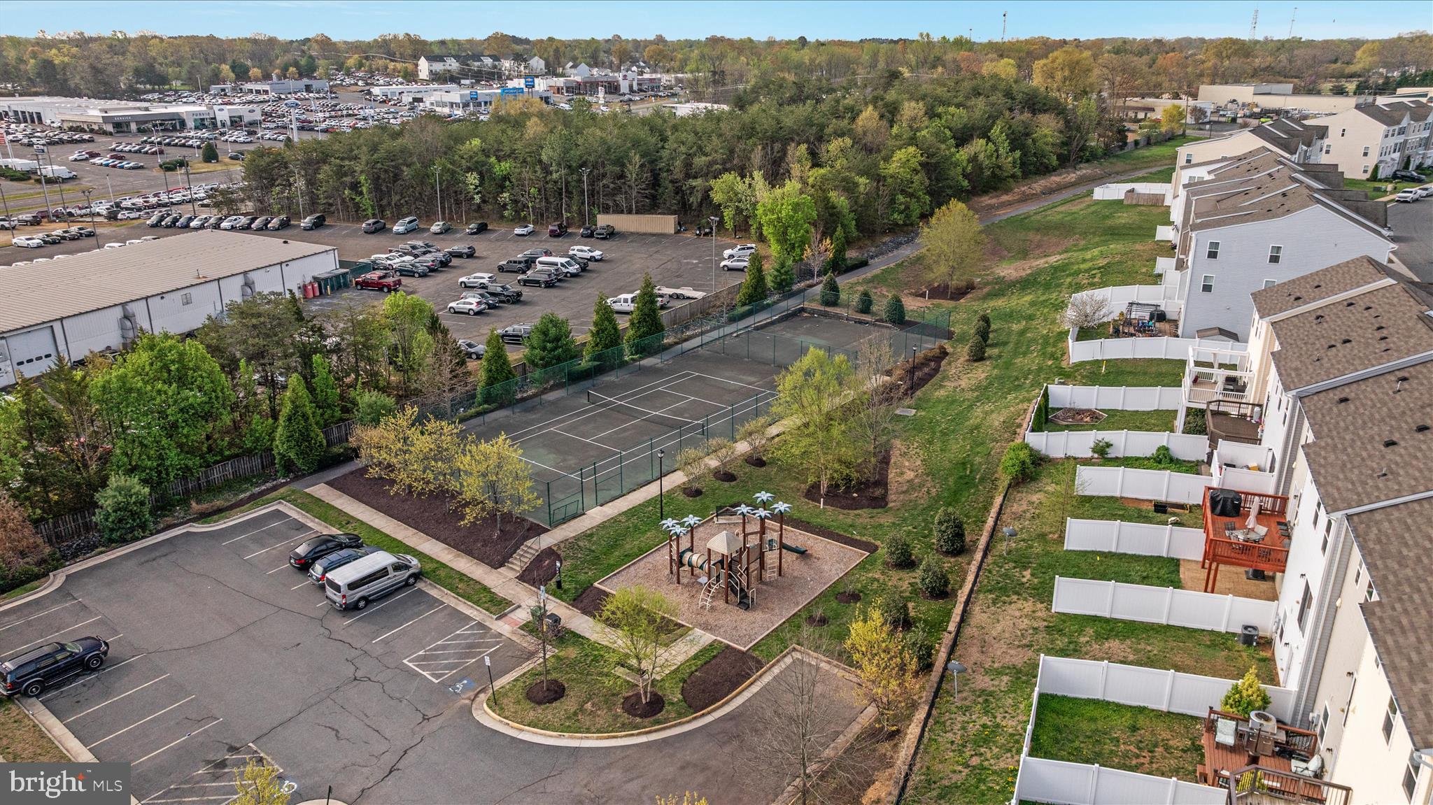 SUMMERFIELD - Residential