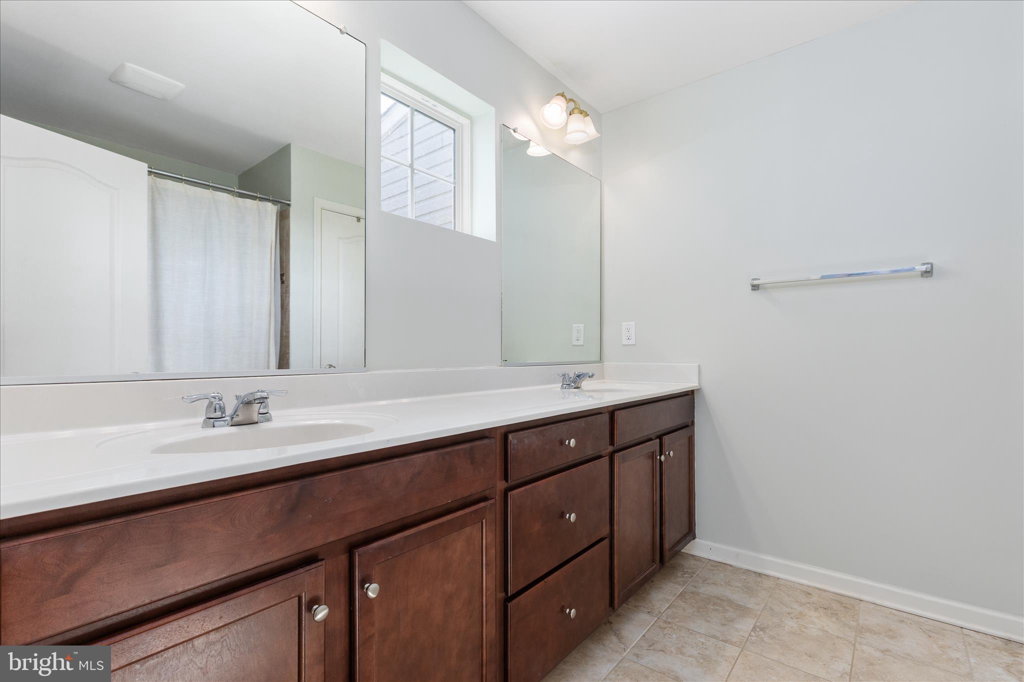 SUMMERFIELD - Residential