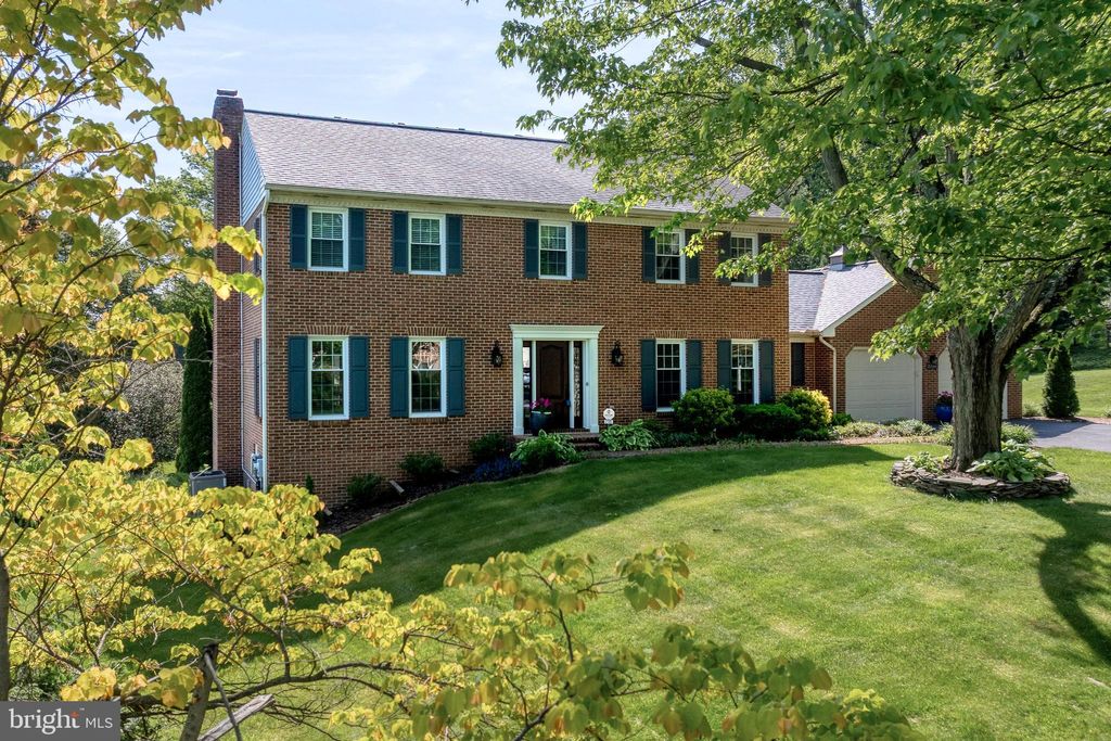 Photo of 2705 Spring Valley Road, LANCASTER, PA 17601 (MLS # PALA2066084)