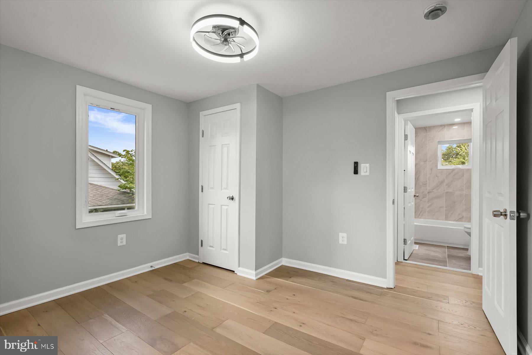 MEMORIAL HEIGHTS - Residential Lease