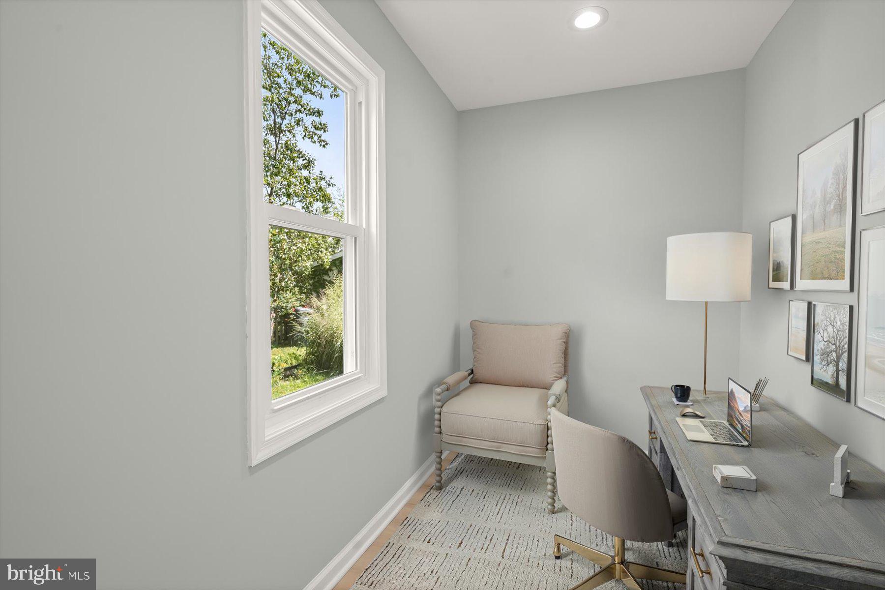 MEMORIAL HEIGHTS - Residential Lease