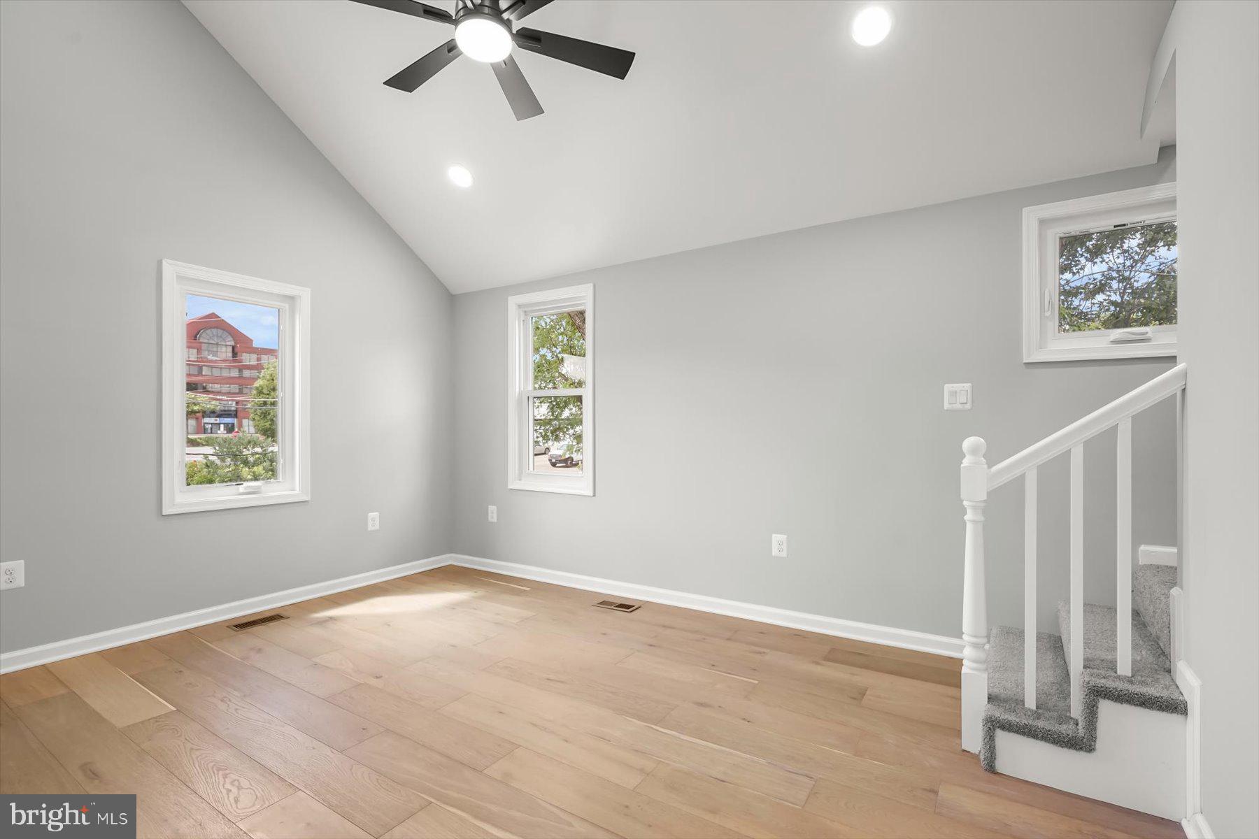 MEMORIAL HEIGHTS - Residential Lease