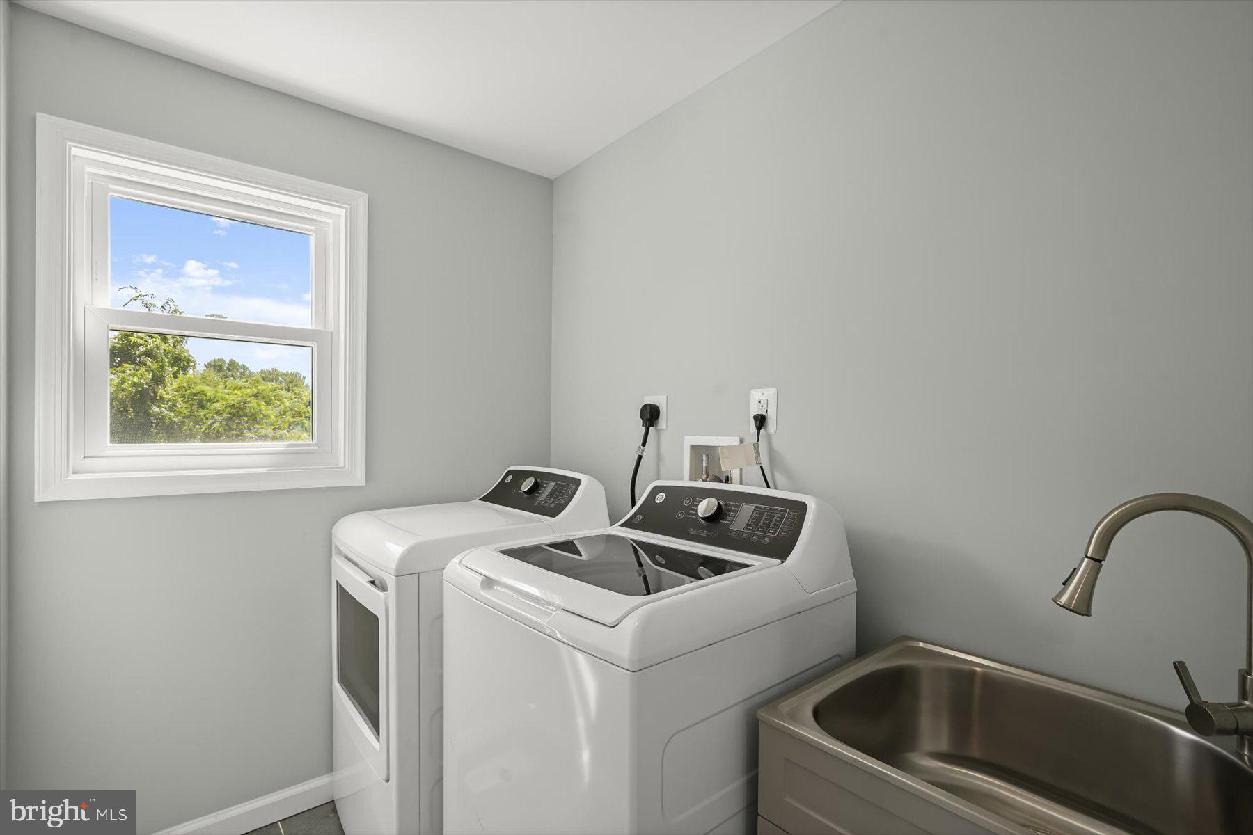 MEMORIAL HEIGHTS - Residential Lease