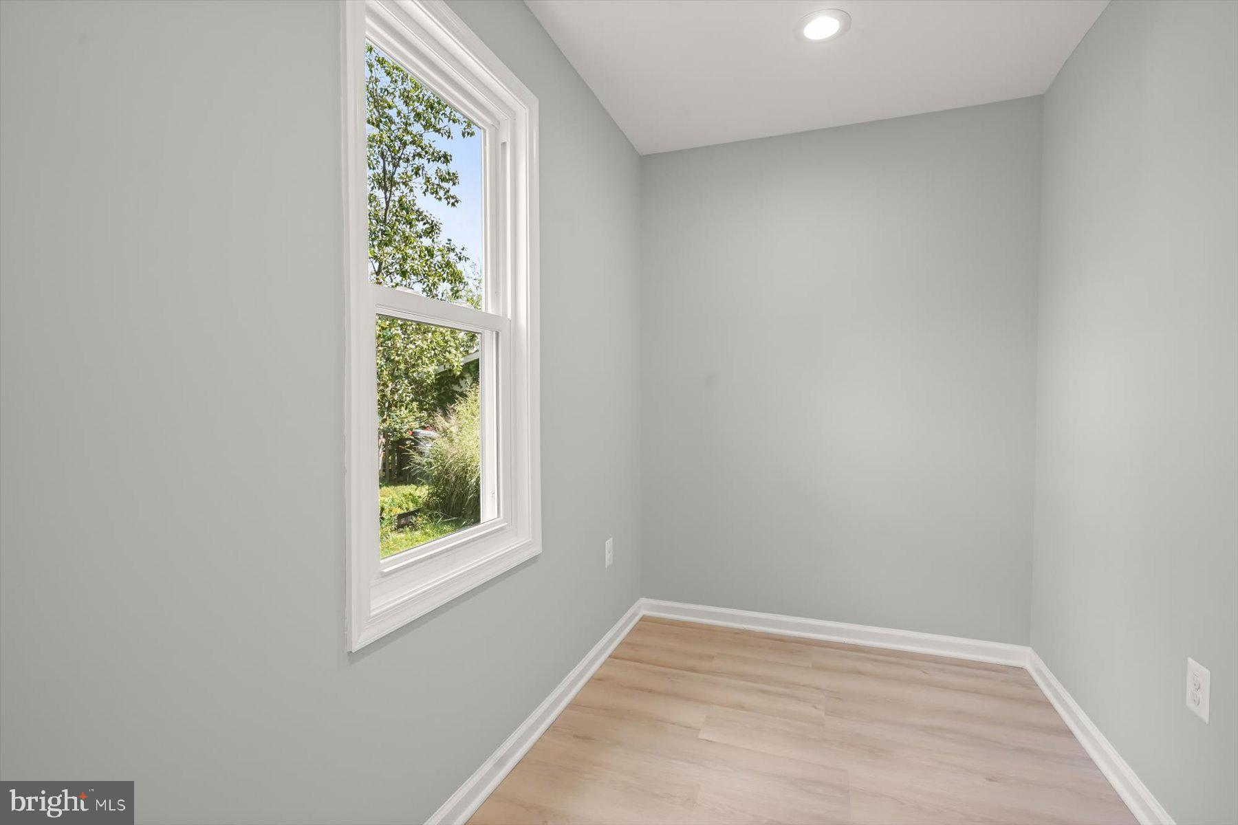 MEMORIAL HEIGHTS - Residential Lease