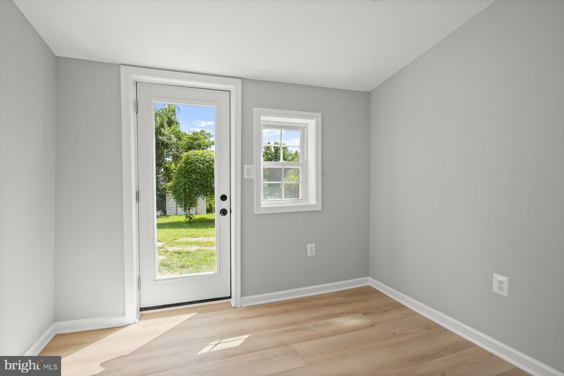 MEMORIAL HEIGHTS - Residential Lease