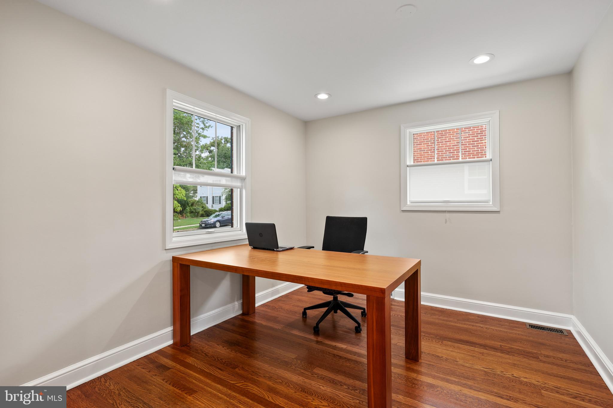 ARLINGTON FOREST - Residential