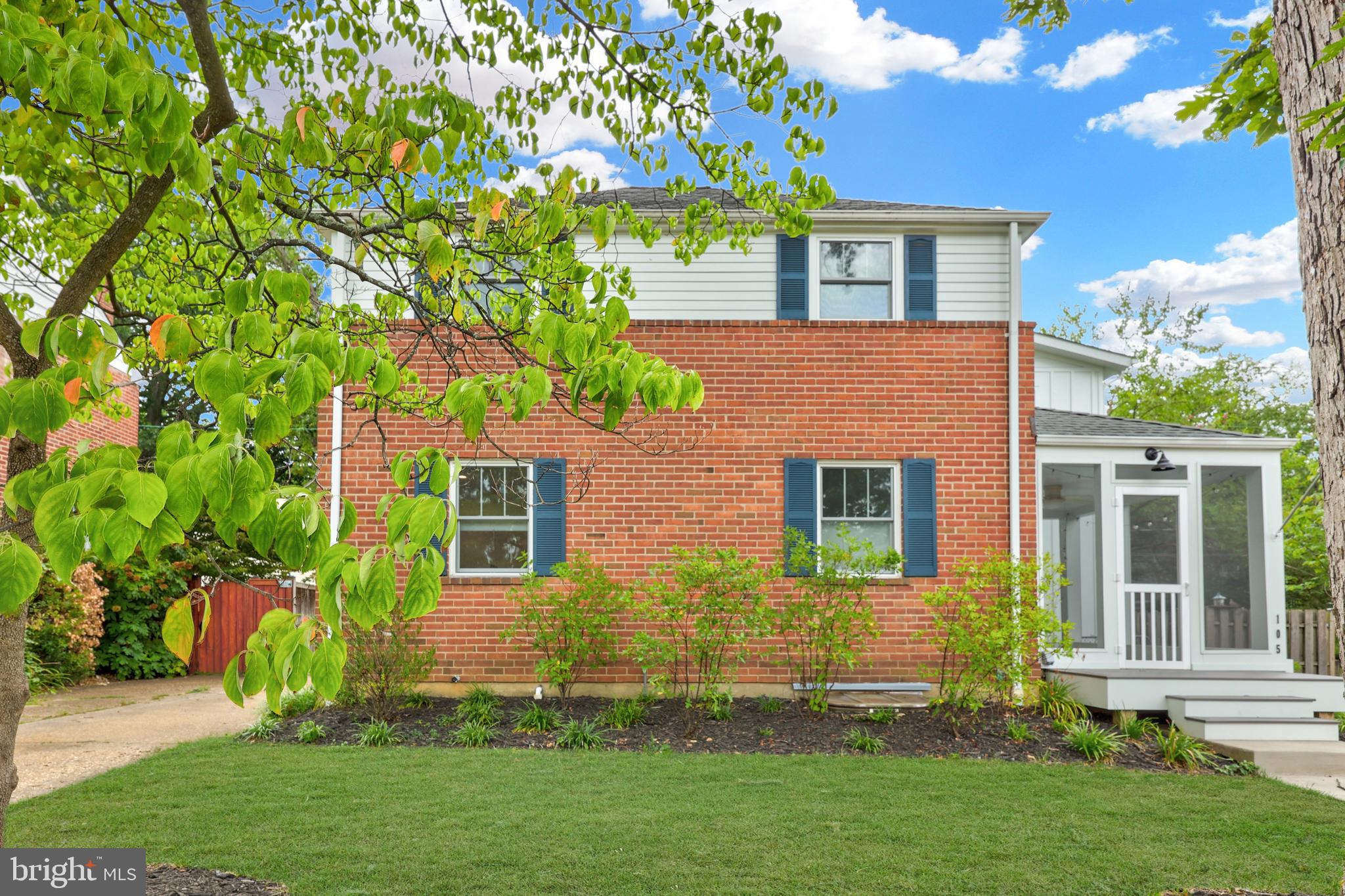 ARLINGTON FOREST - Residential