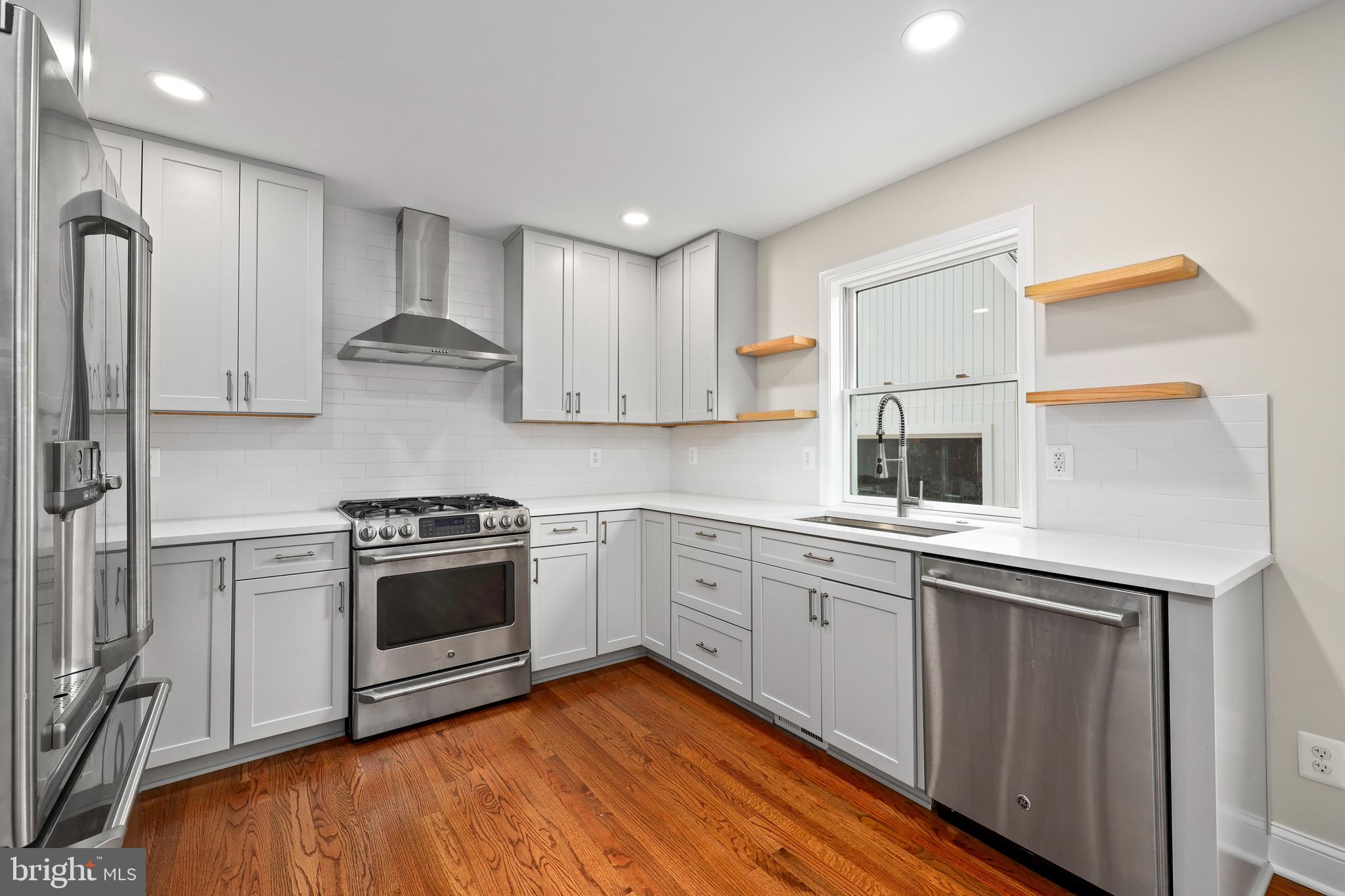 ARLINGTON FOREST - Residential