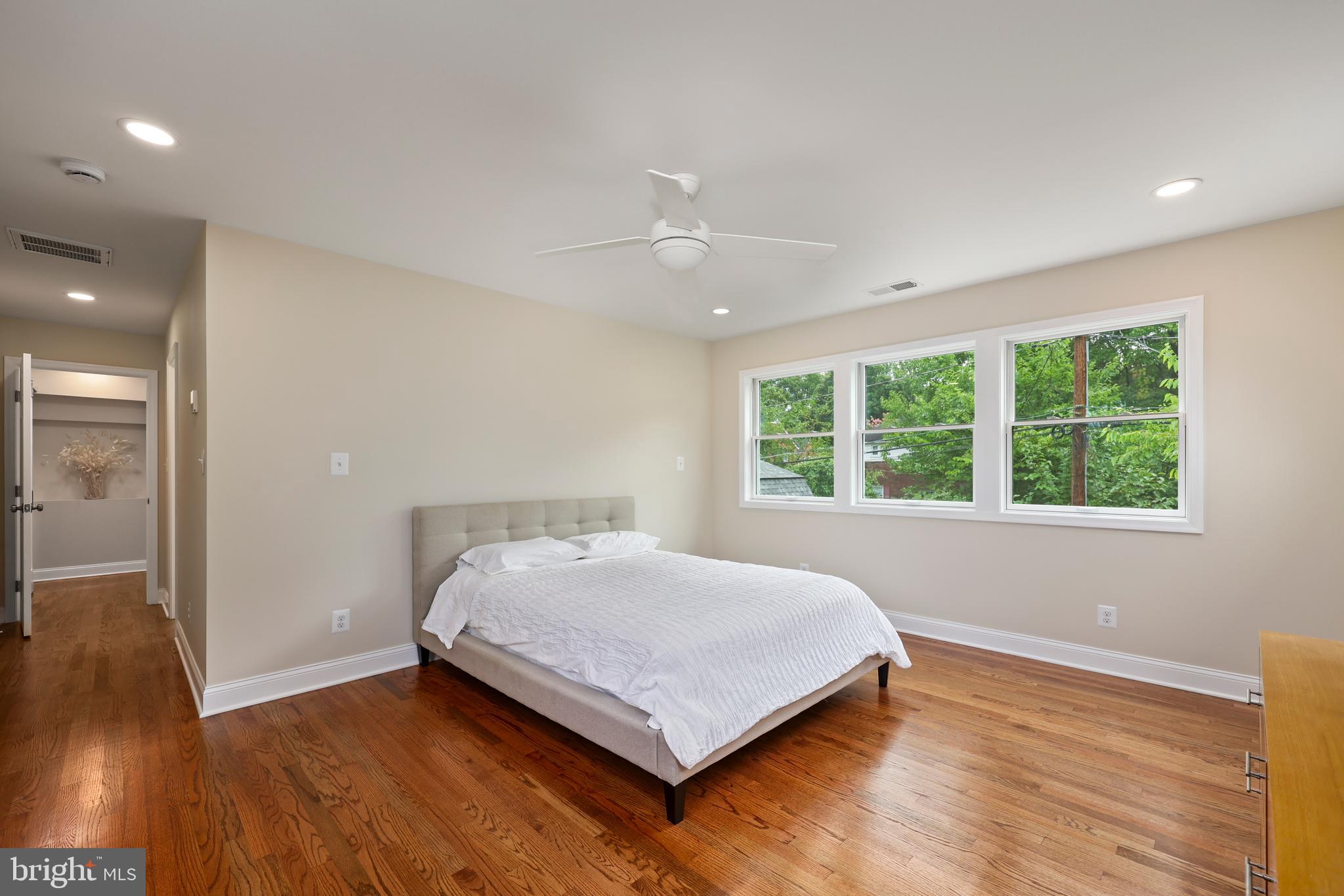 ARLINGTON FOREST - Residential