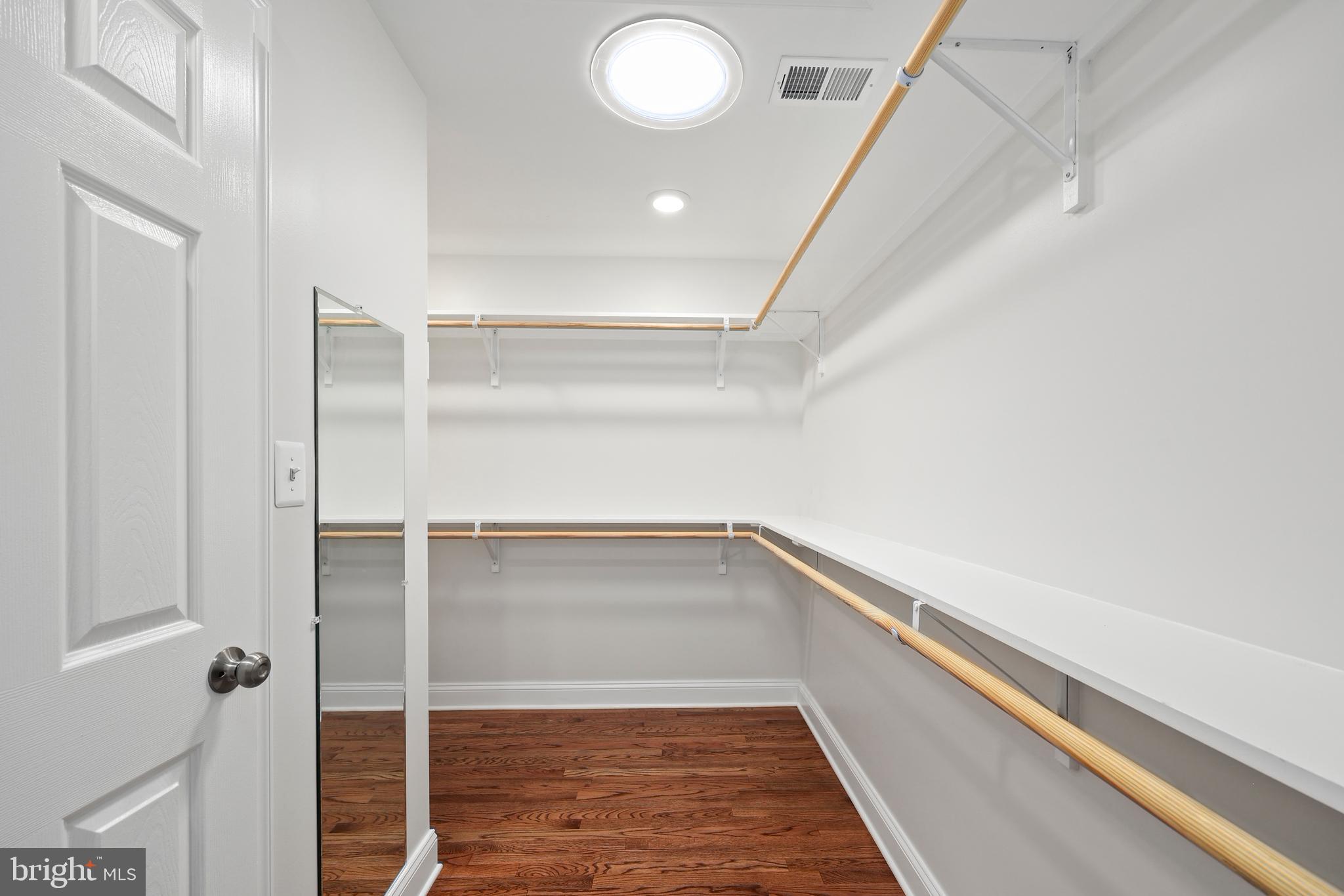 ARLINGTON FOREST - Residential