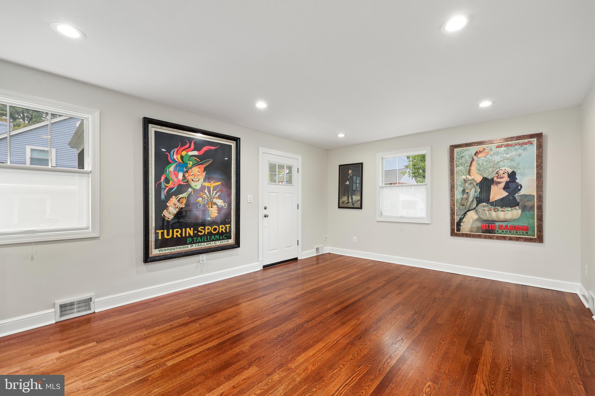 ARLINGTON FOREST - Residential