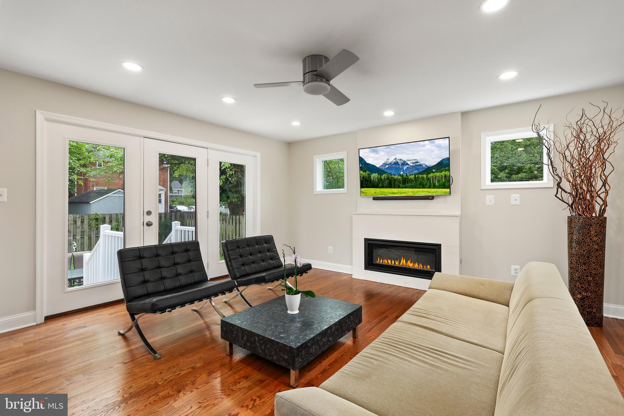 ARLINGTON FOREST - Residential