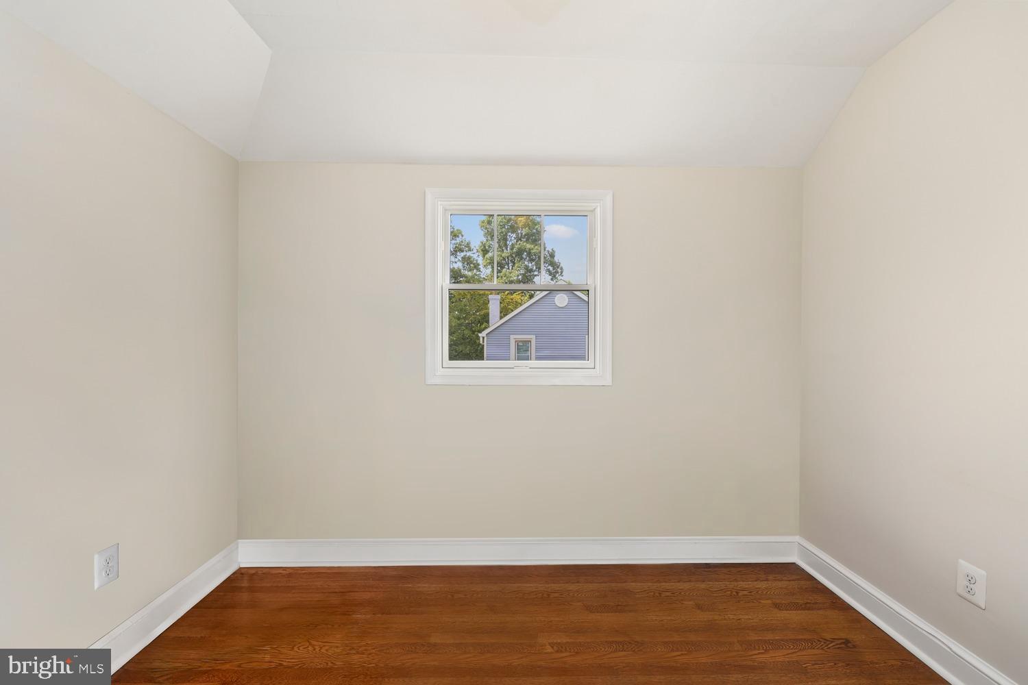 ARLINGTON FOREST - Residential