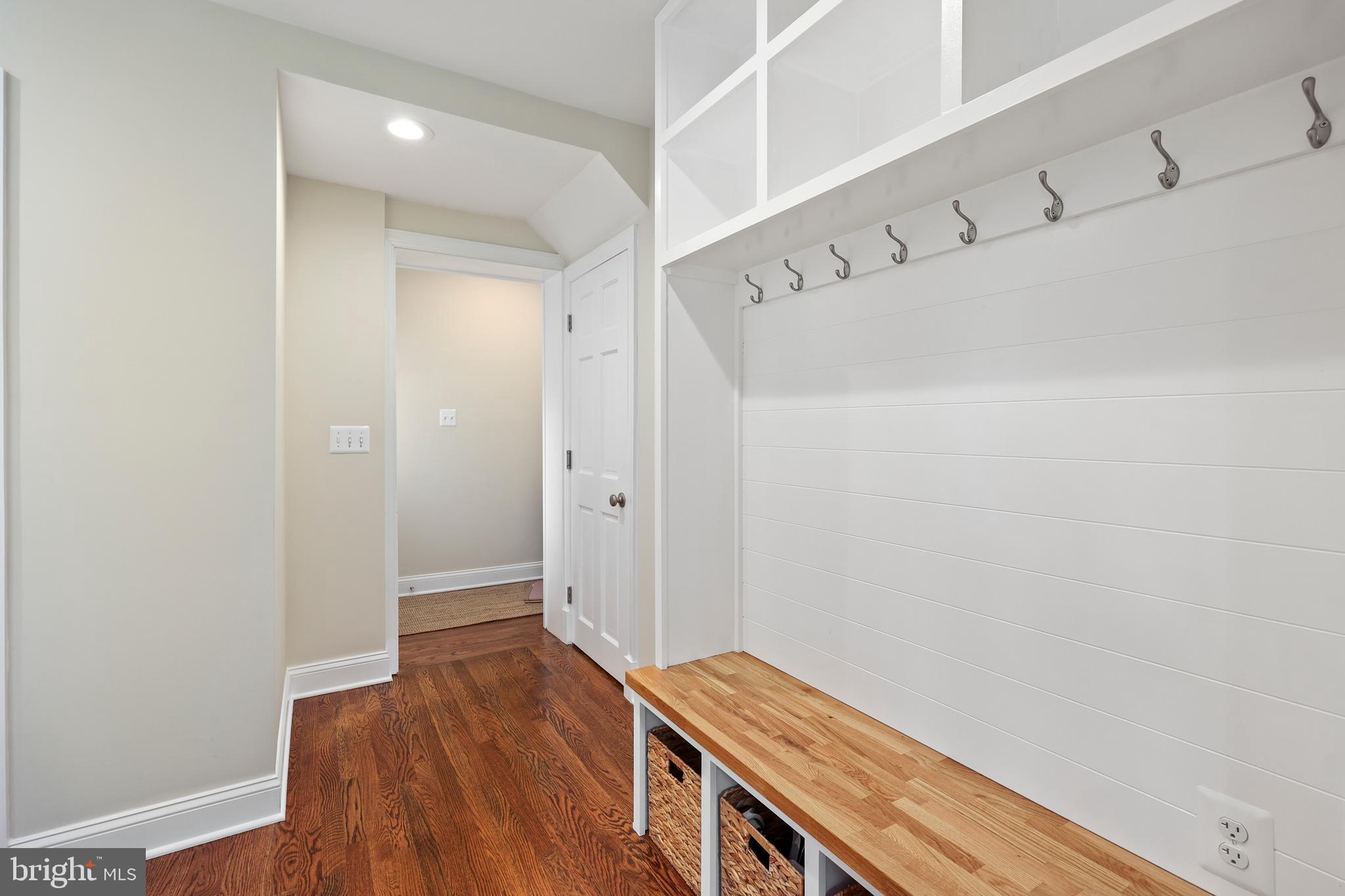 ARLINGTON FOREST - Residential