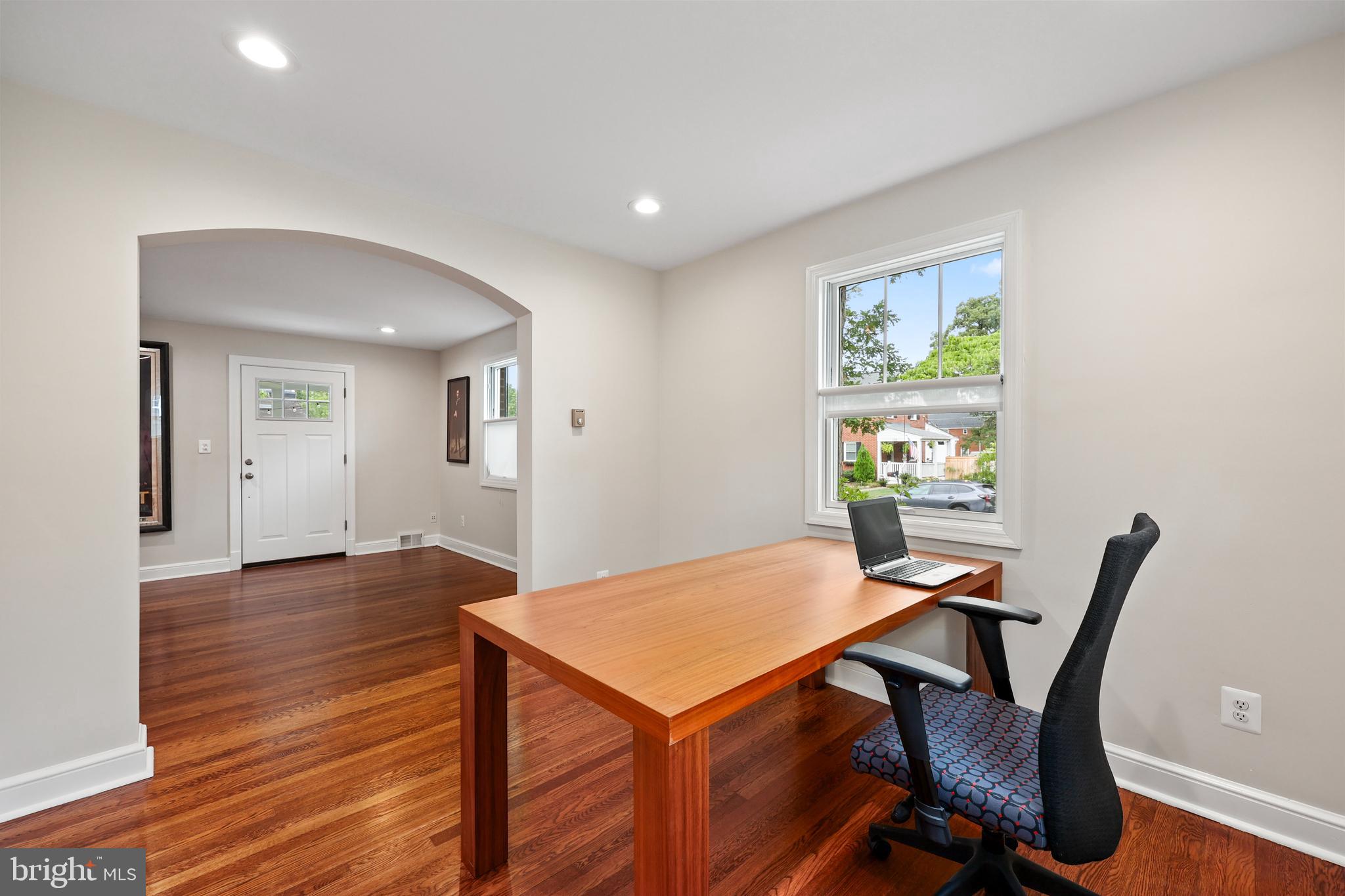 ARLINGTON FOREST - Residential