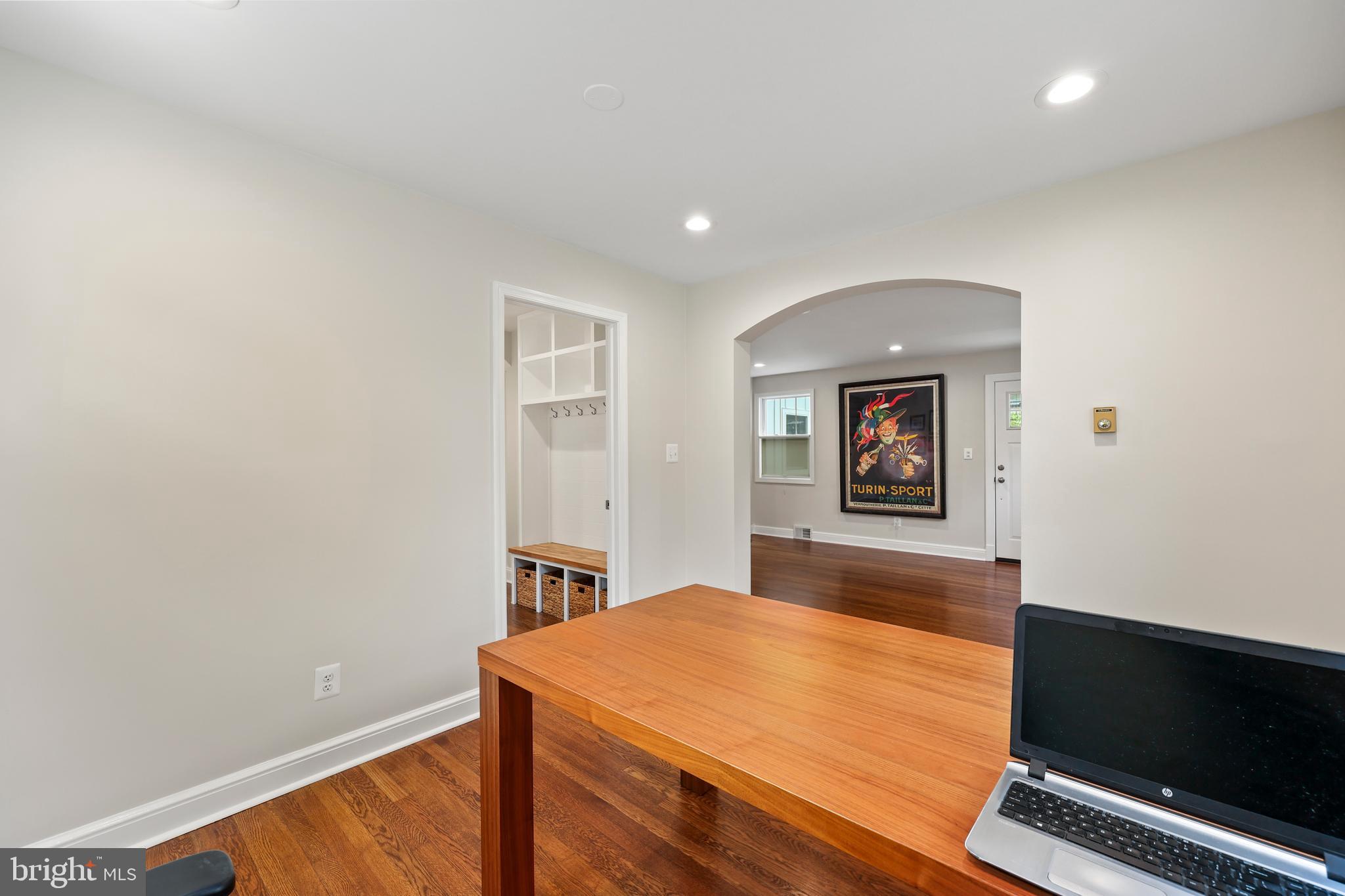 ARLINGTON FOREST - Residential