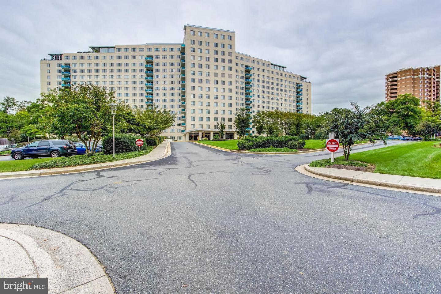 GROSVENOR PARK - Residential Lease