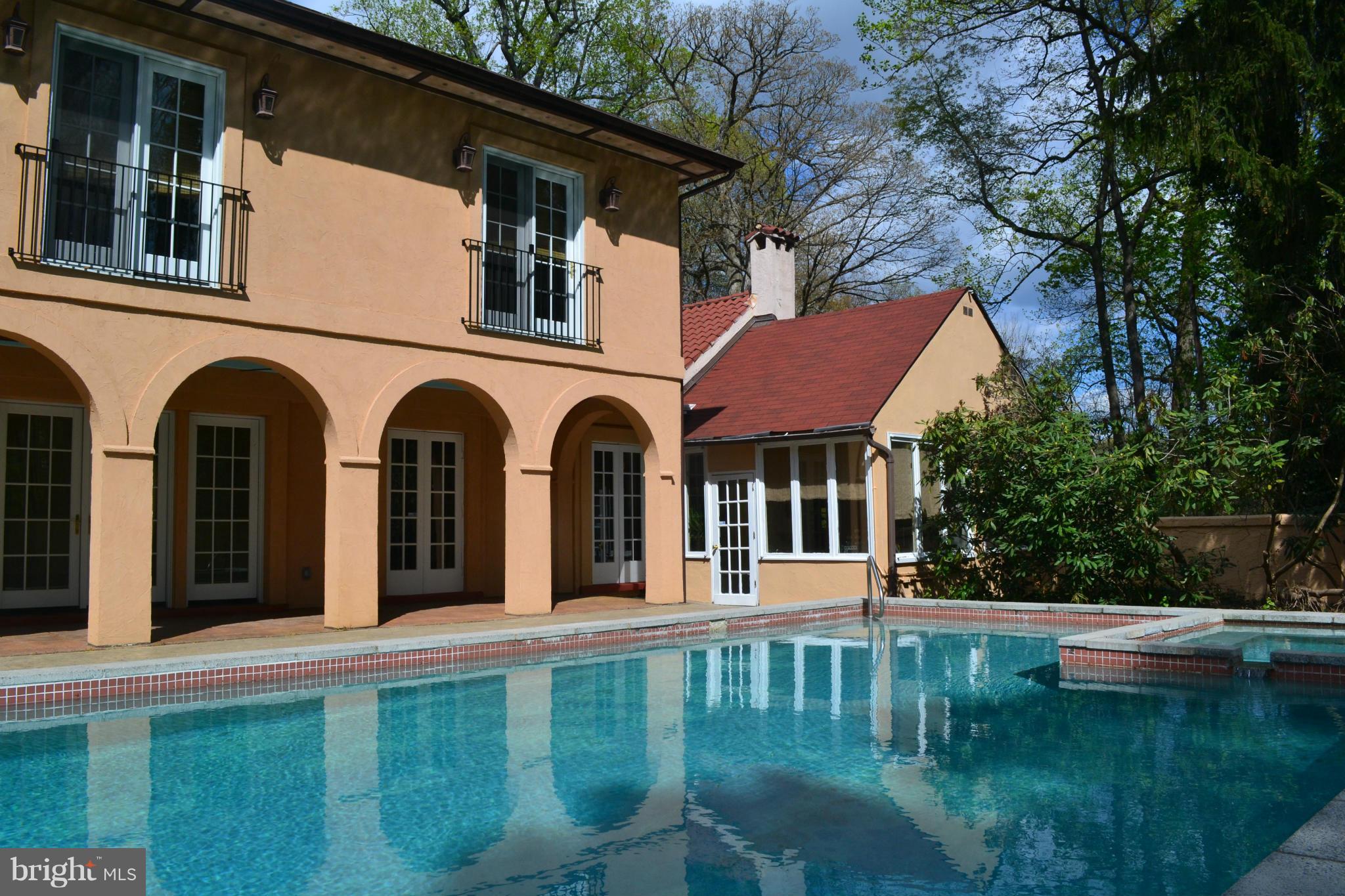 TOWSON - Residential