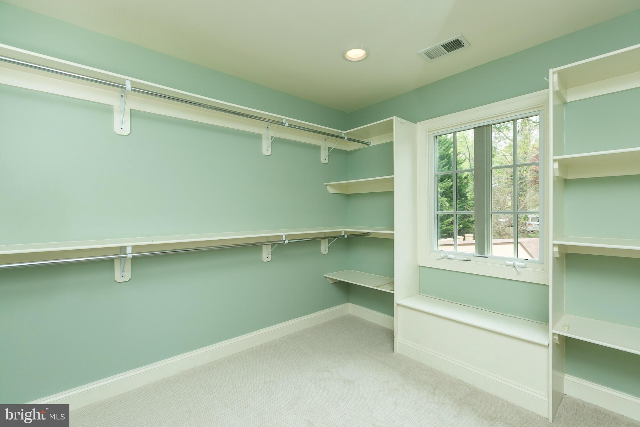 TOWSON - Residential