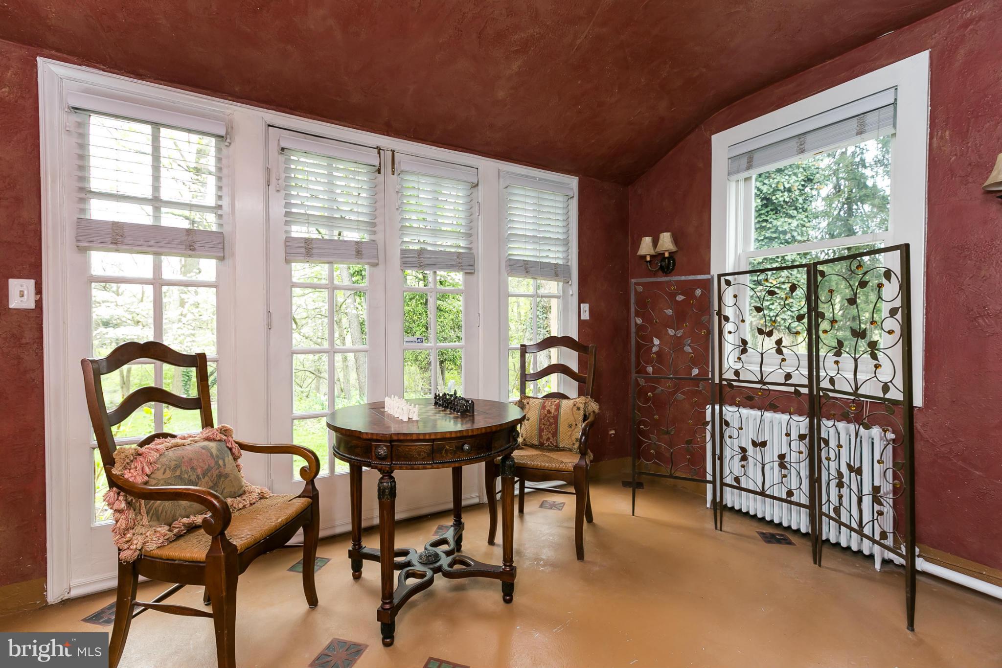 TOWSON - Residential