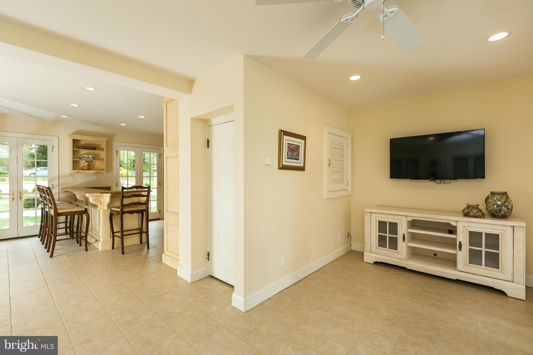 TOWSON - Residential