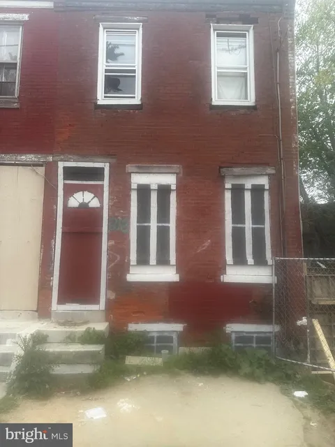 818 N 42nd Street, Philadelphia, PA MLS: PAPH2475424