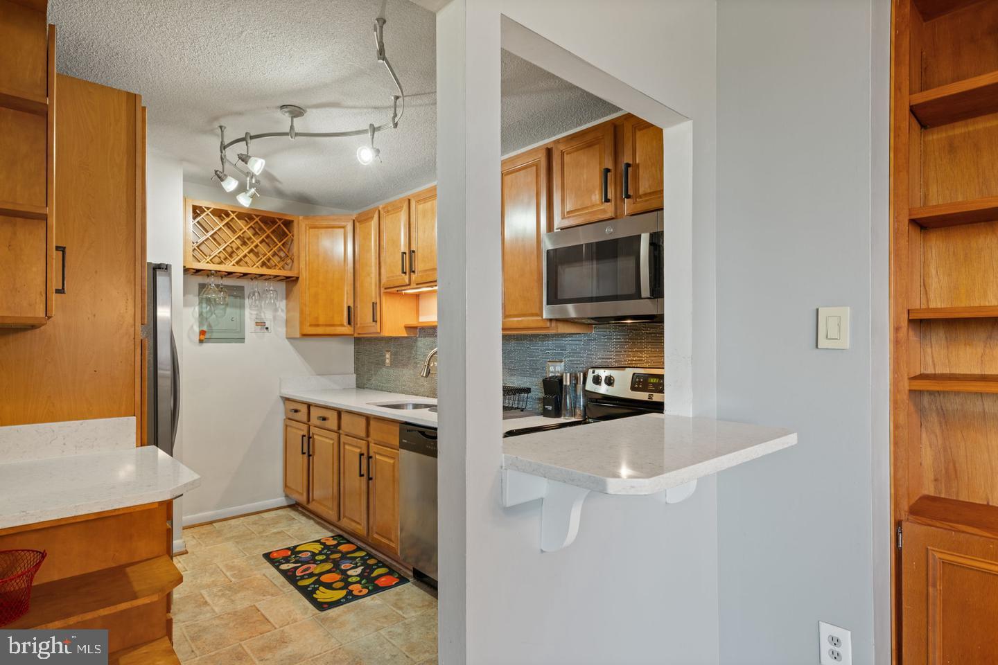 2059 HUNTINGTON AVENUE 614