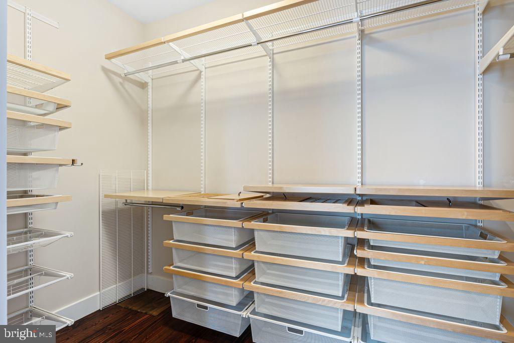 BELLA VISTA - Residential