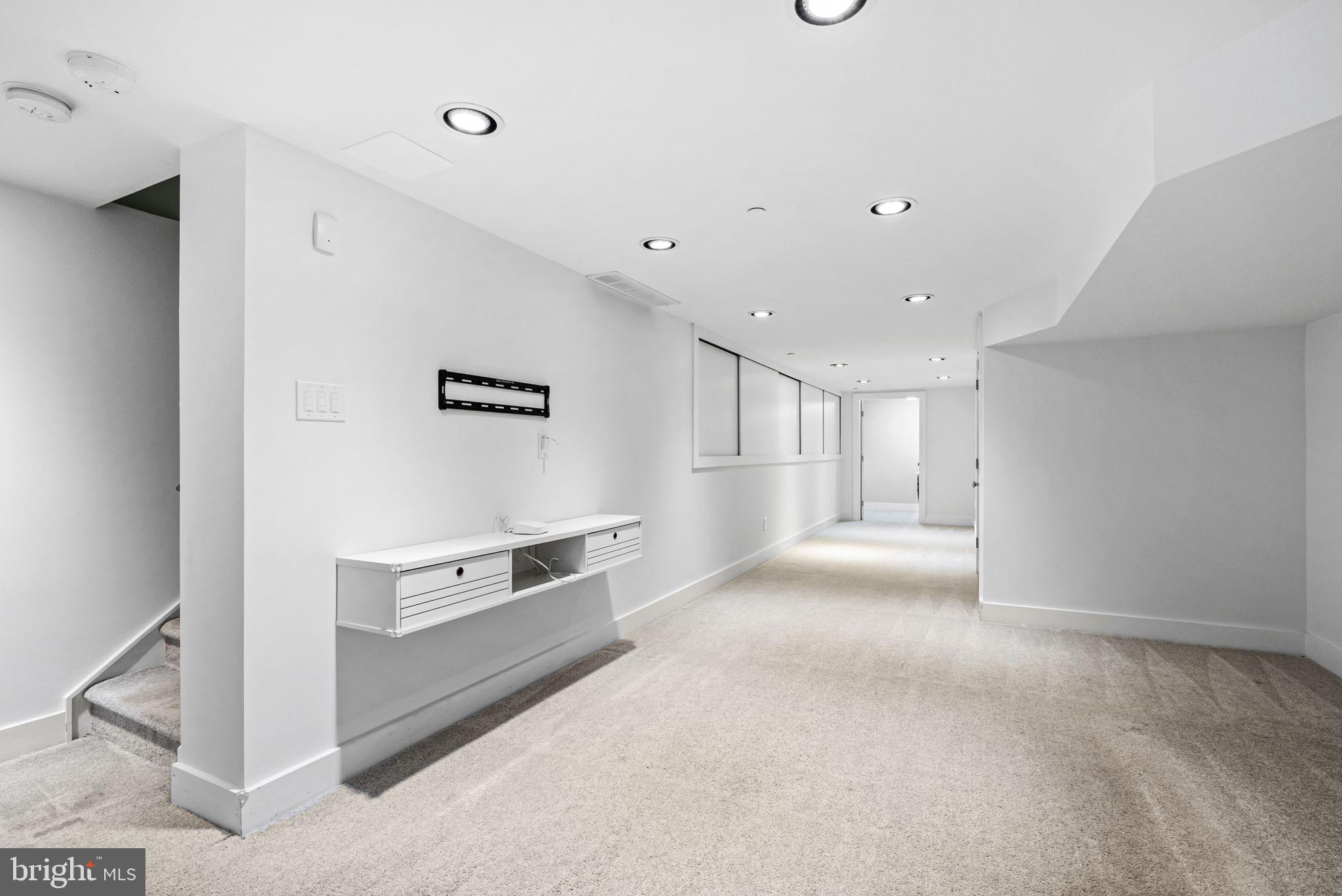 BELLA VISTA - Residential