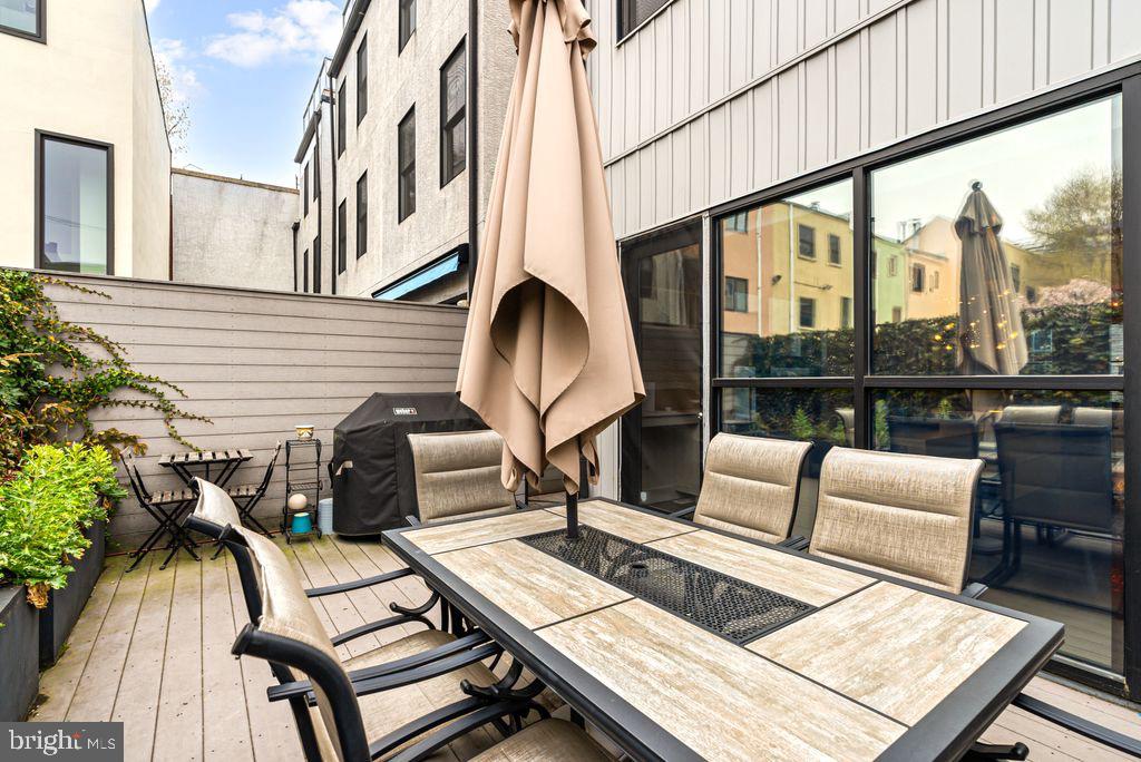 BELLA VISTA - Residential