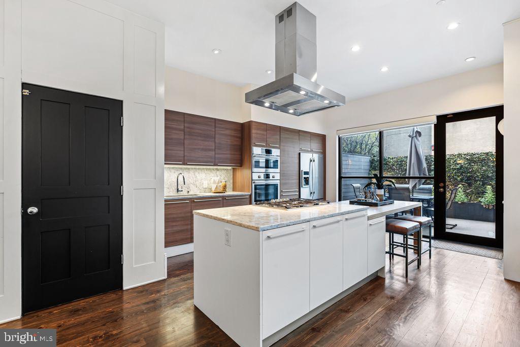 BELLA VISTA - Residential