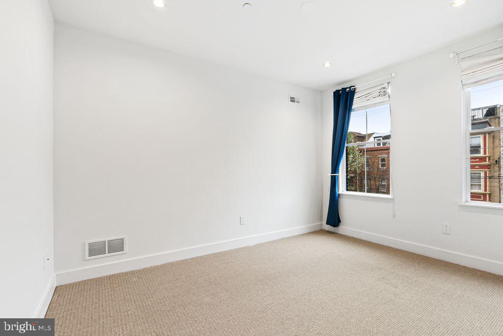 BELLA VISTA - Residential