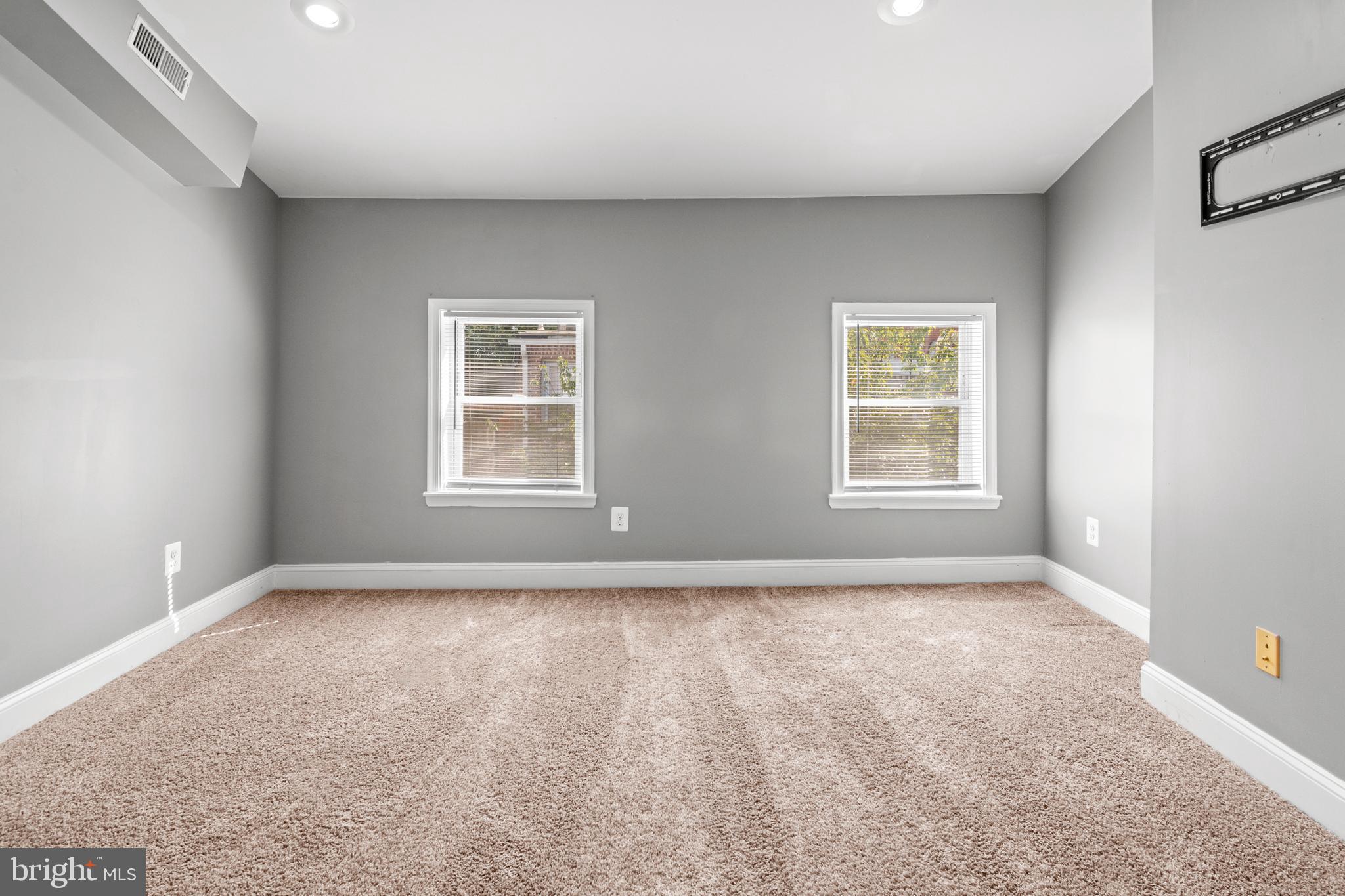 PIGTOWN HISTORIC DISTRICT - Residential Lease