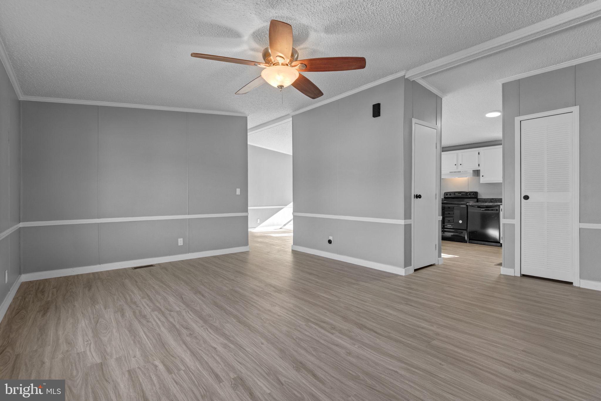 LINCOLN ESTATES - Residential